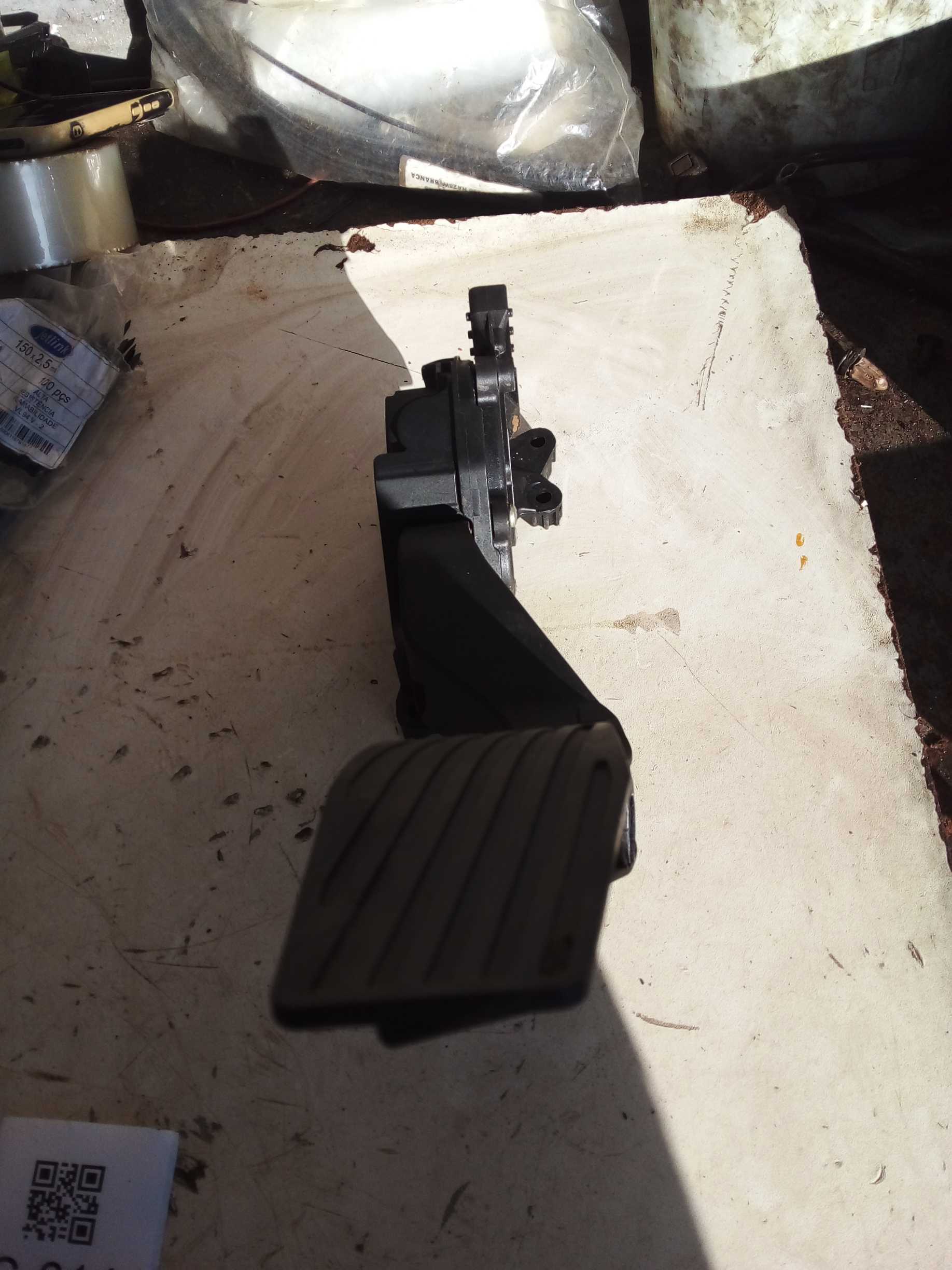 PEDAL ACELERADOR ELETRÔNICO JEEP RENEGADE 1