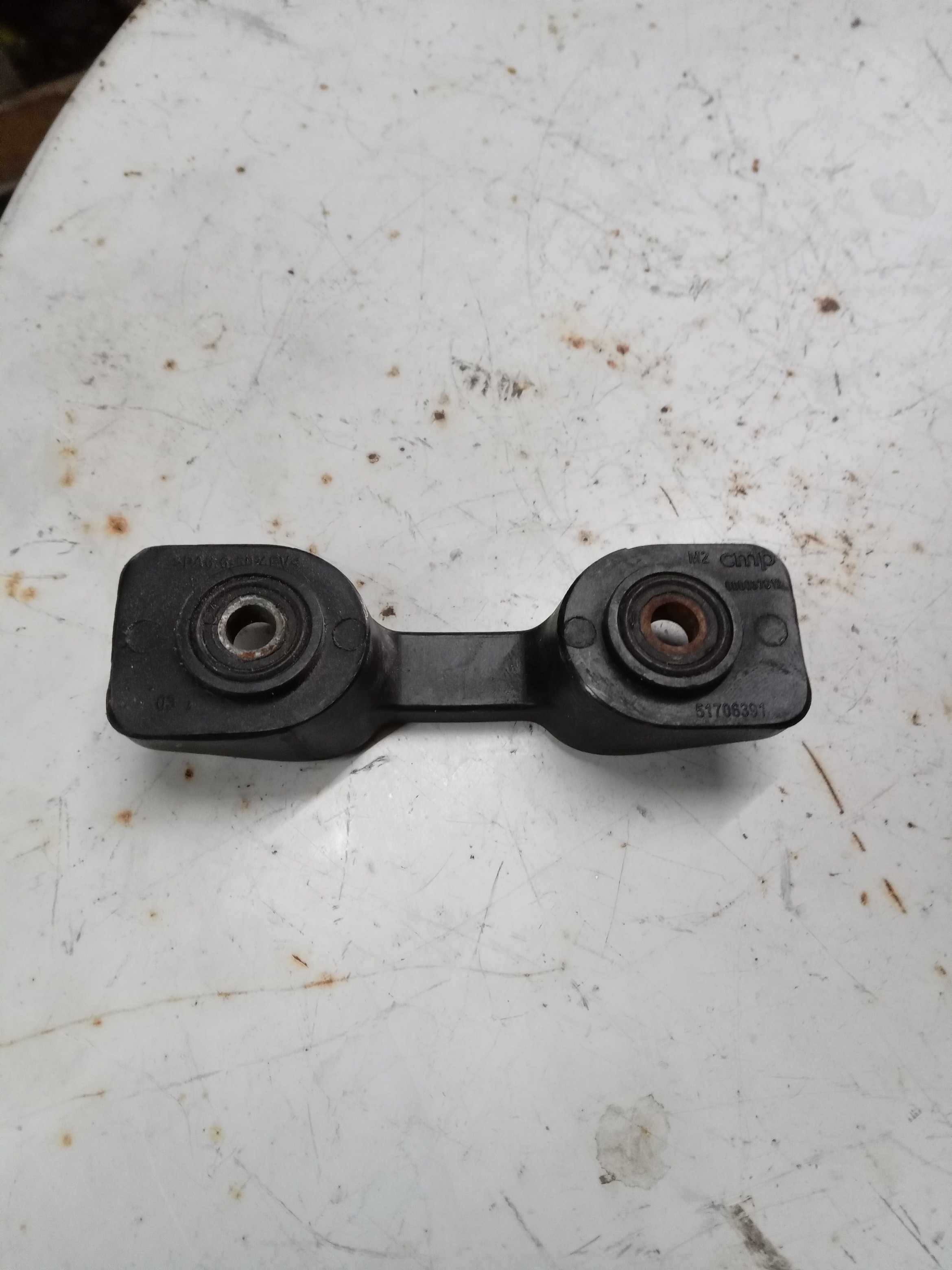 GANCHO DA CAÇAMBA FIAT STRADA 2