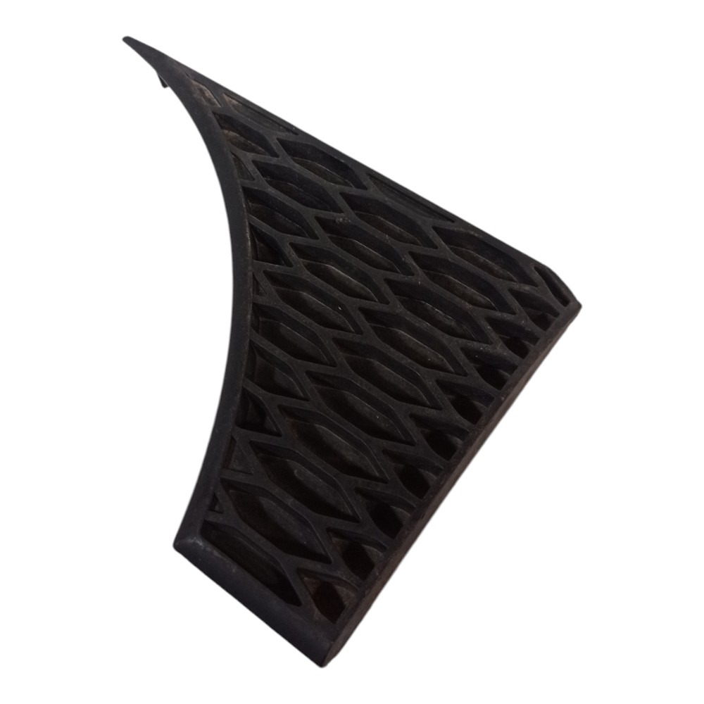 Moldura Superior Esquerda Grade Frontal Mercedes Atego Axor Preto