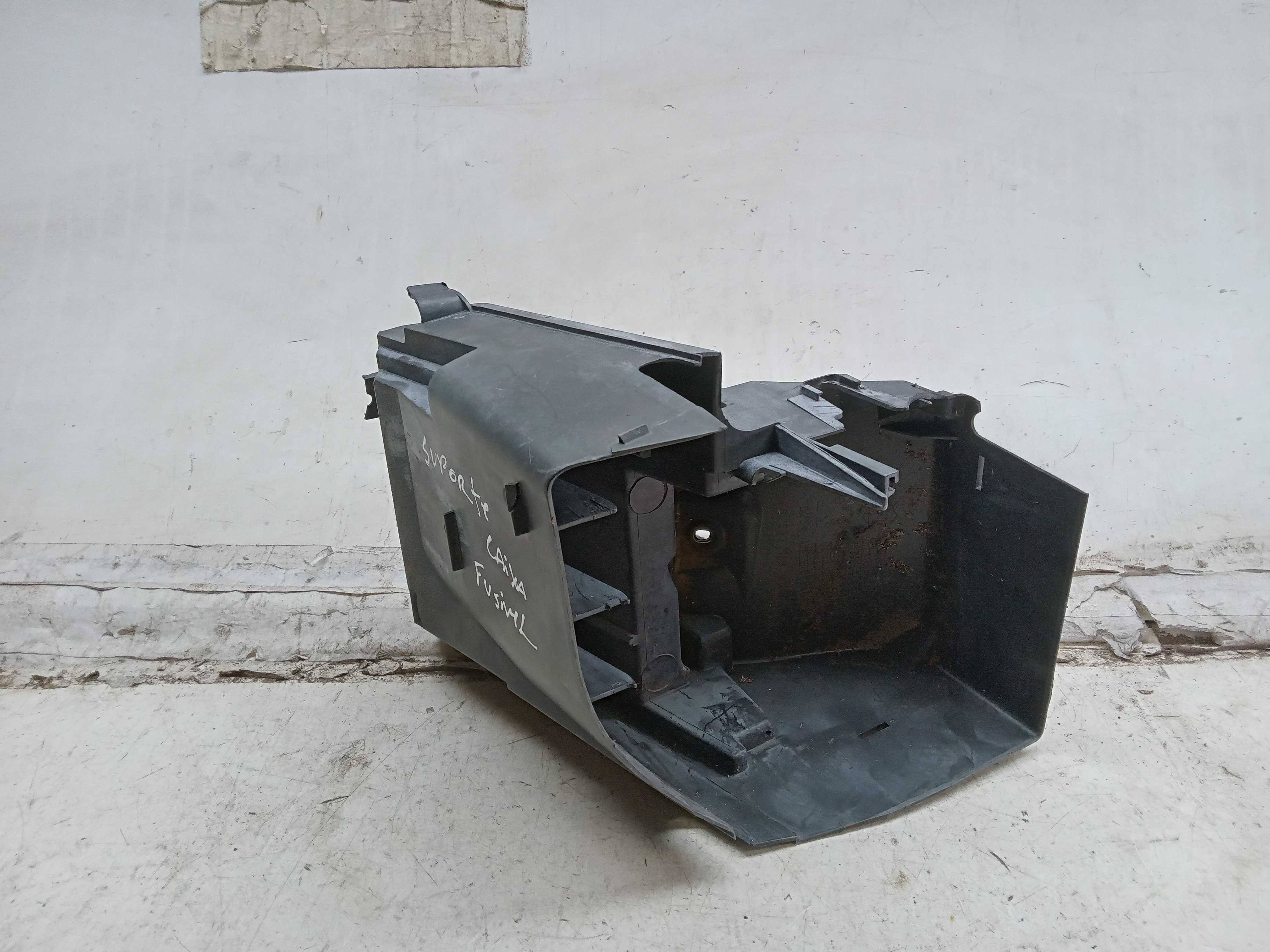 SUPORTE CAIXA FUSIVEL PEUGEOT 307 2007 a 2020 2