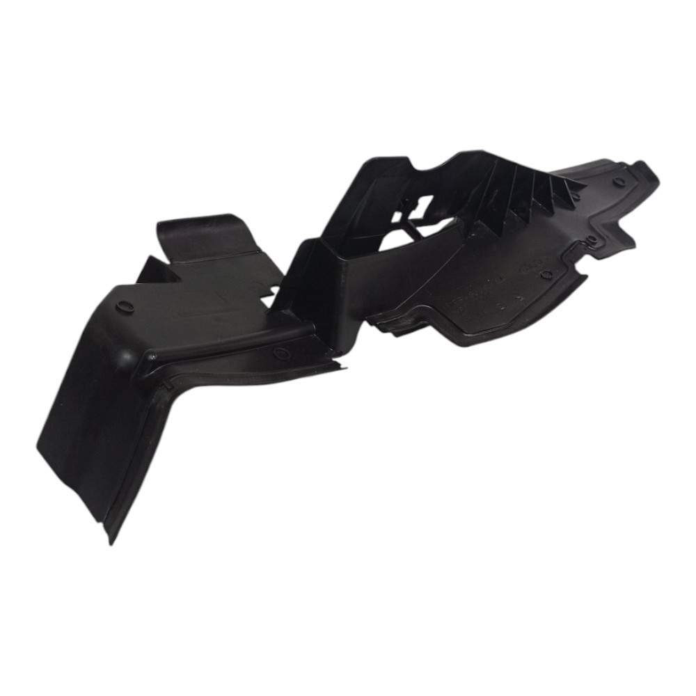 Defletor Esquerdo Radiador Ford Focus 2019 3