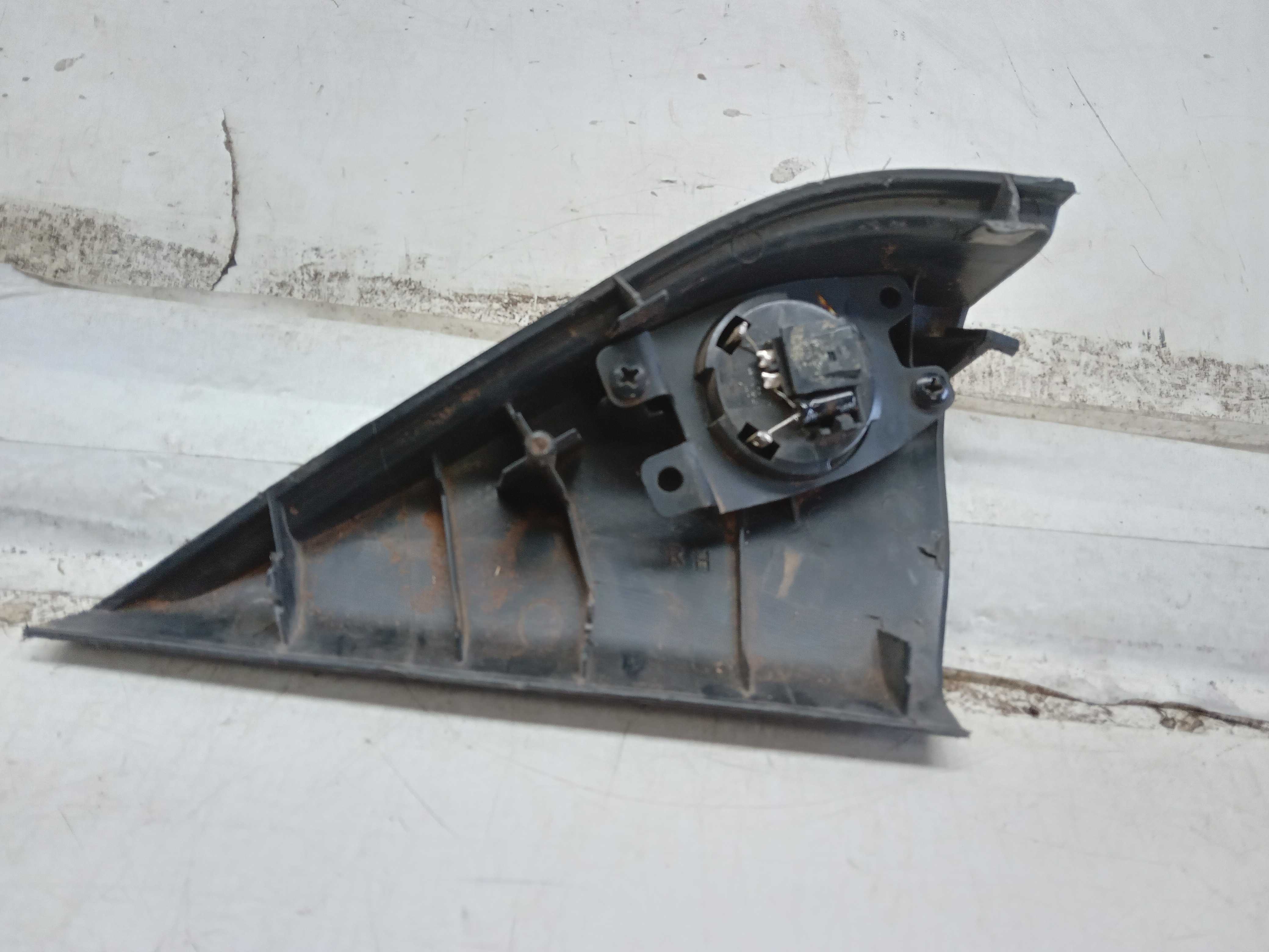 MOLDURA ACABAMENTO ALTO FALANTE PORTA DIANT LD MITSUBISHI L200 2
