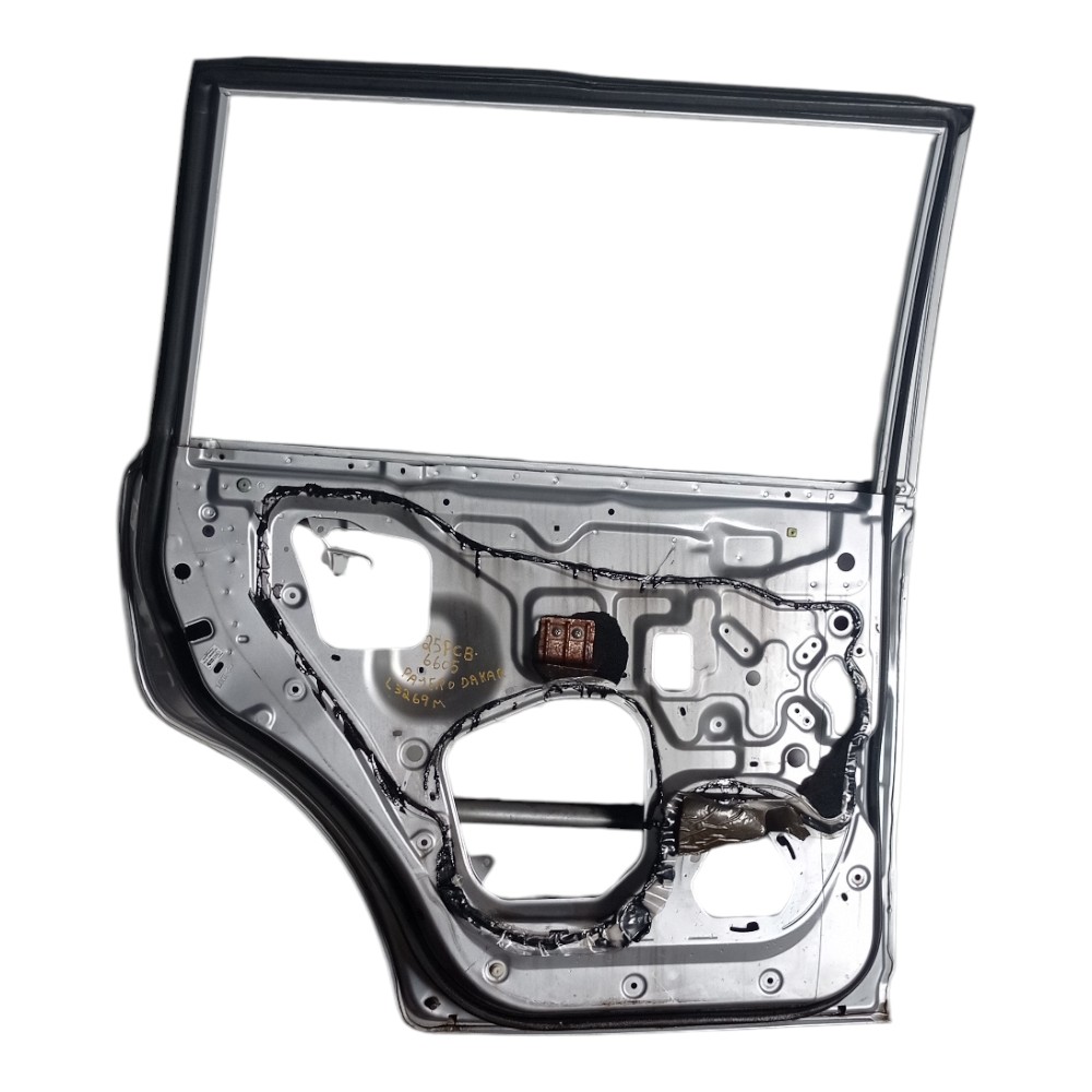 Porta Traseira Esquerda Pajero Dakar 2008 A 2010 P Recuperar Traseira Esquerdo Prata 6