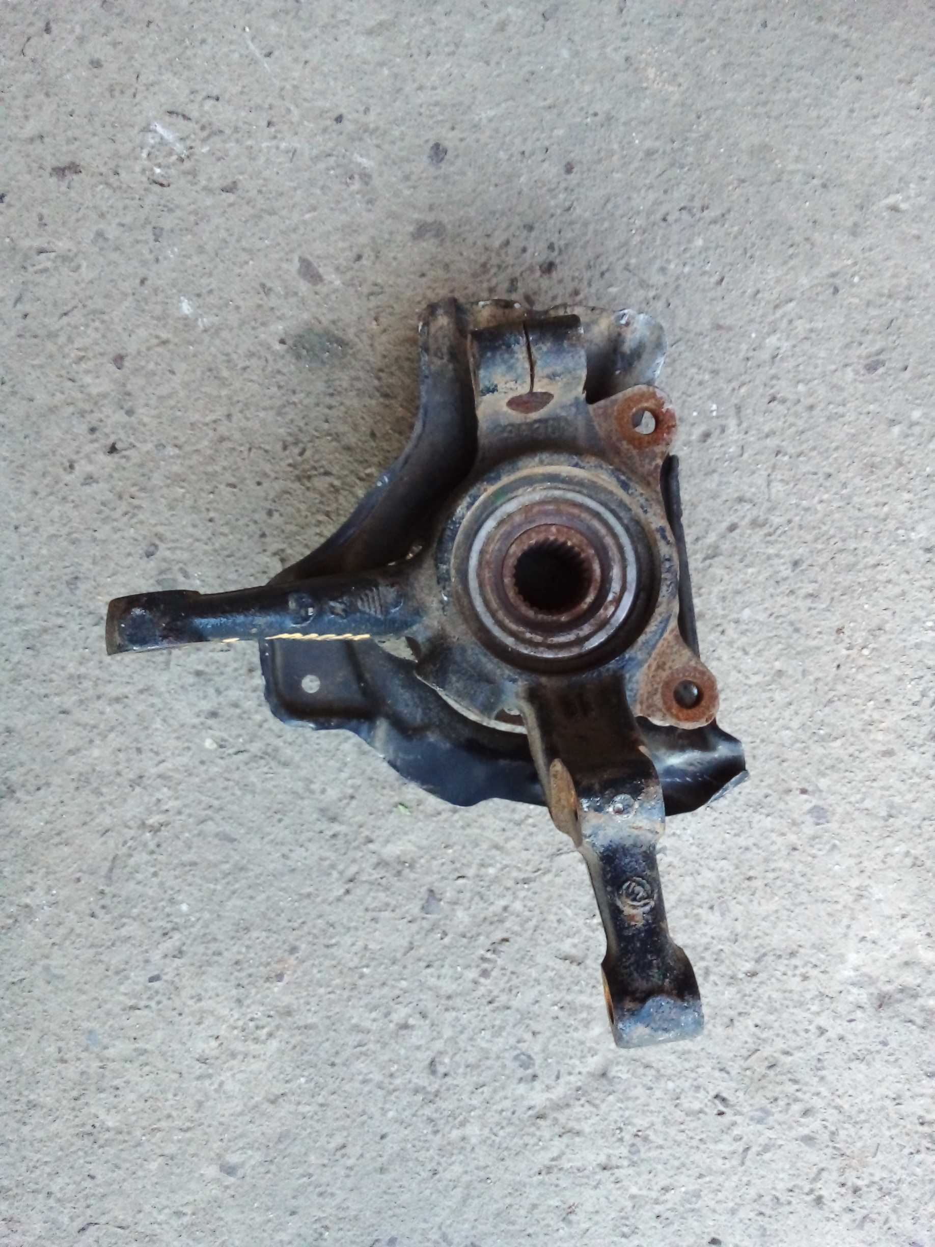 CUBO MONTANTE DIANTEIRA DIREITO FIAT MAREA 2000 1