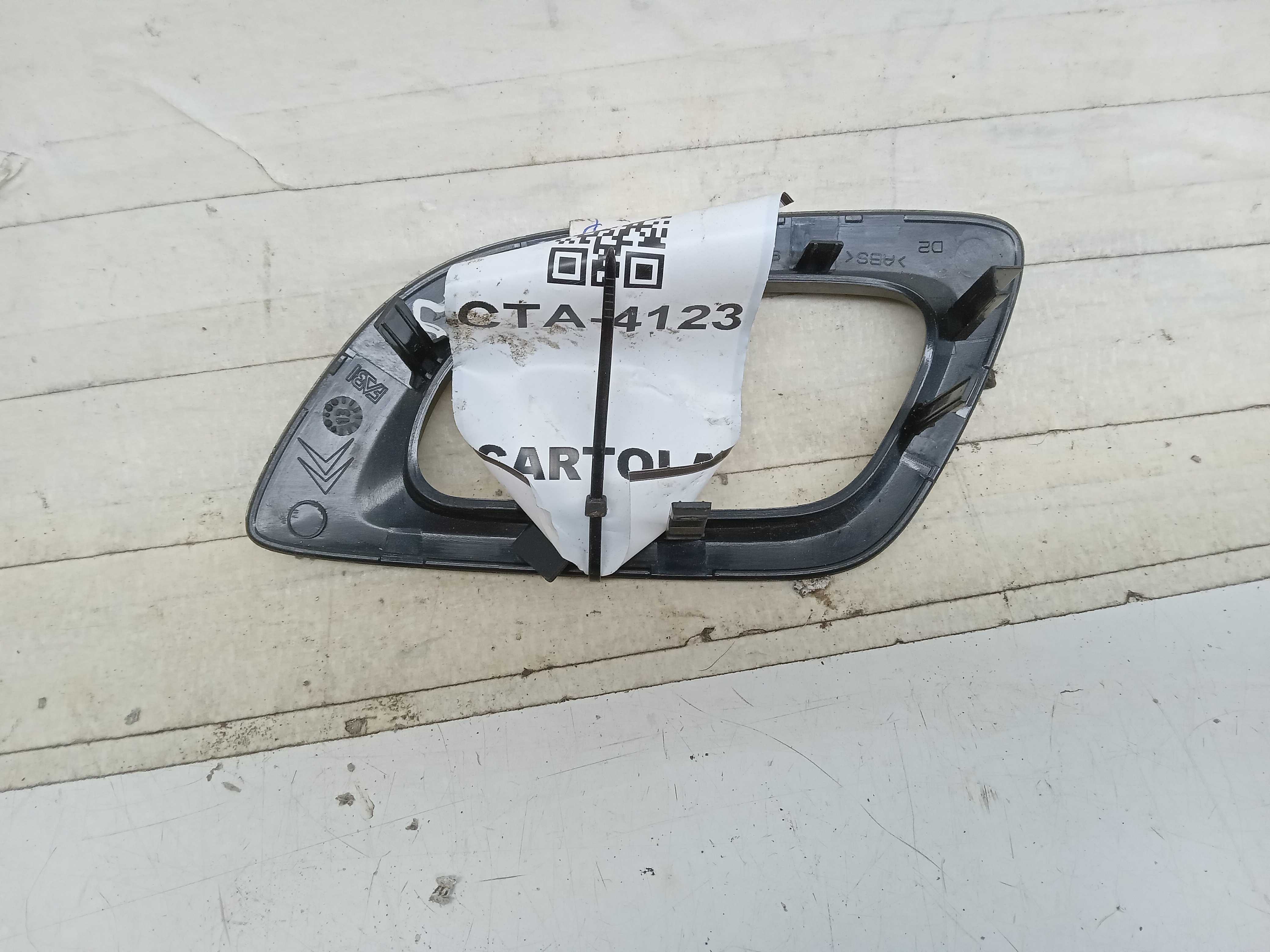 MOLDURA MAÇANETA PORTA DIANT. LD CITROEN DS4 13 14 2