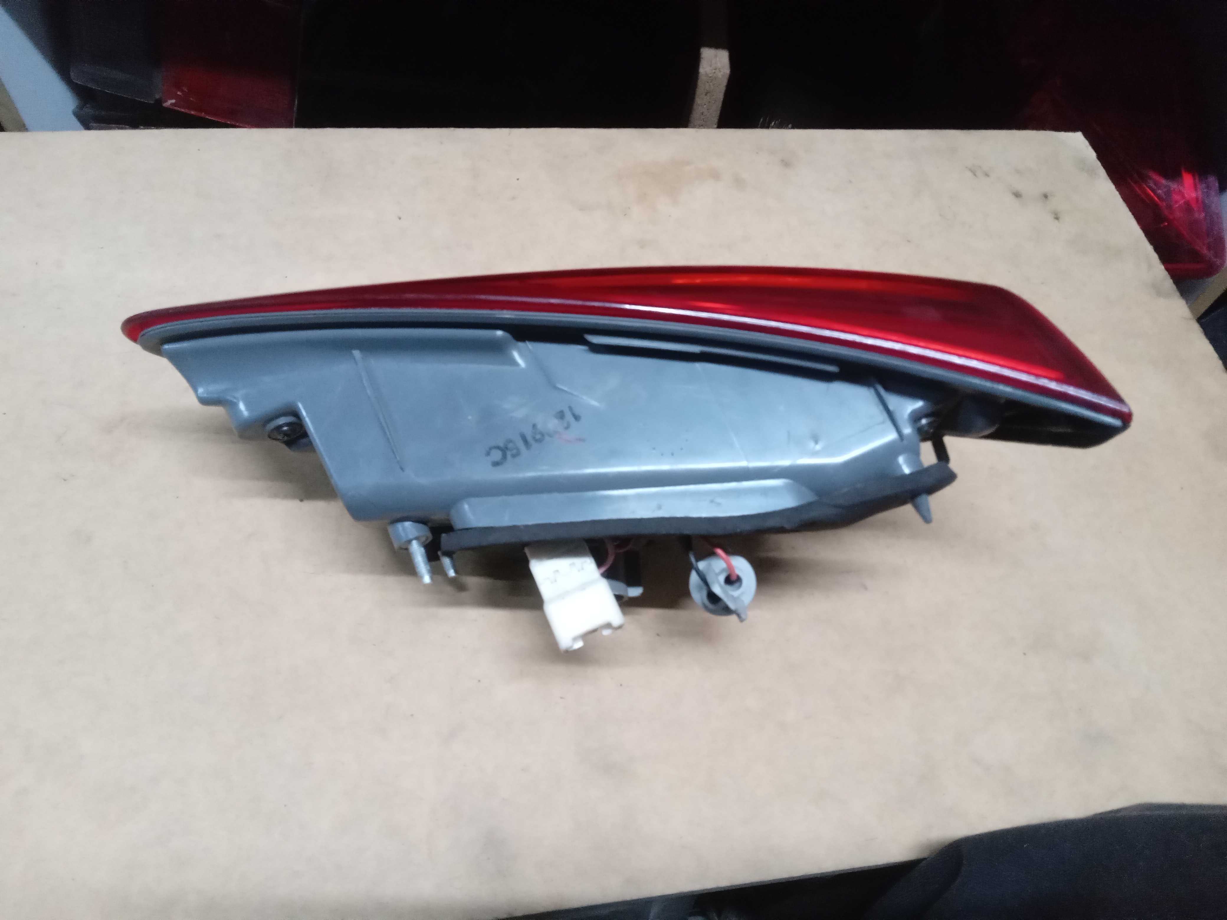 LANTERNA TRASEIRA PORTA MALAS ESQUERDA HYUNDAI I30 2014 2
