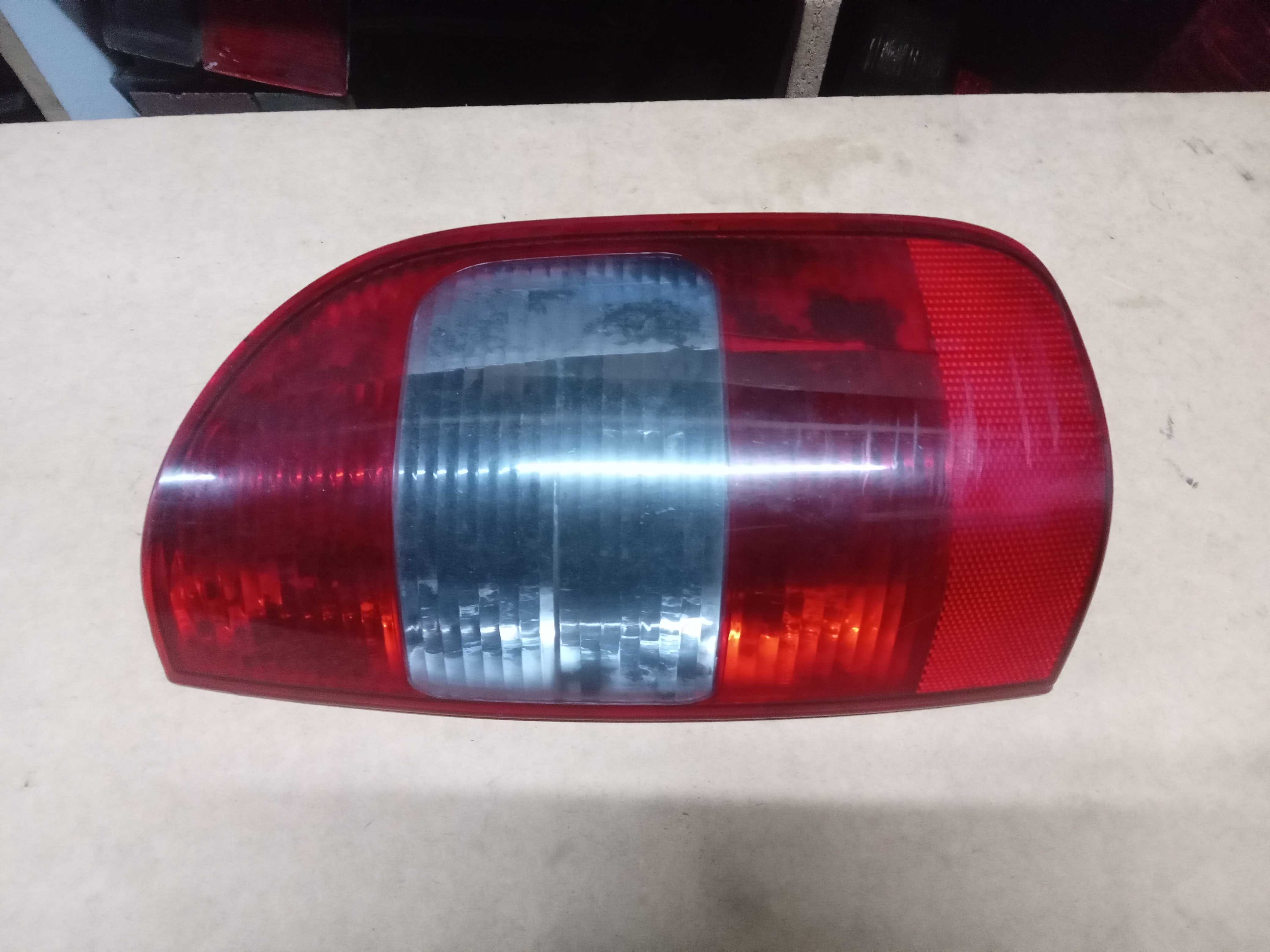LANTERNA TRASEIRA DIREITA GM S10 2001 A 2010 1