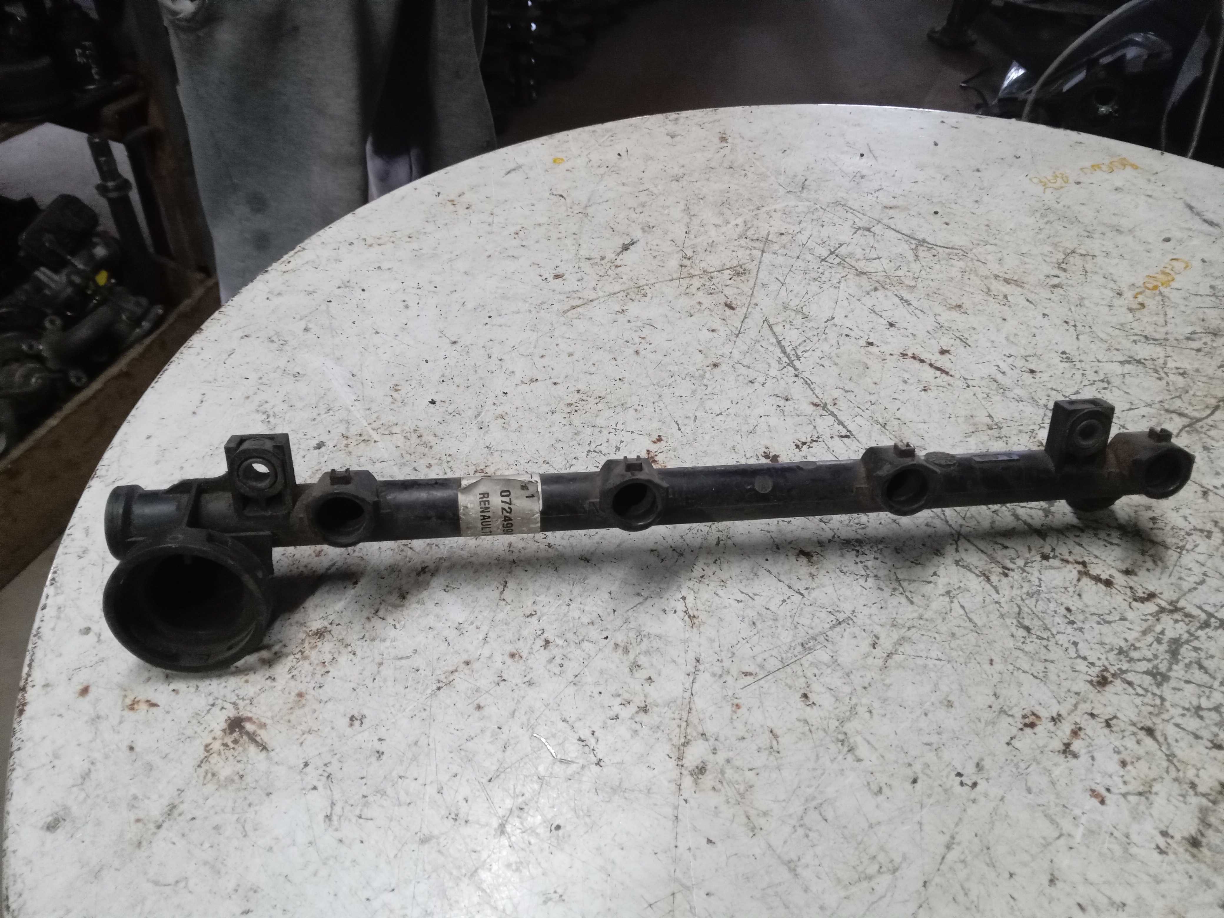 FLAUTA BICO INJEÇÃO RENAULT CLIO OU SCENIC 2
