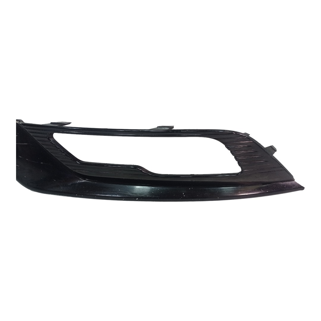 Grade Moldura Farol Milha Direito Ford Fusion 2016 A 2018 Preto Direito 2