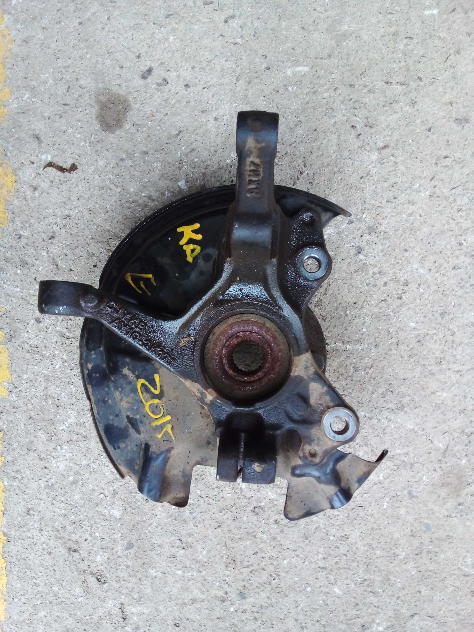 CUBO MONTANTE DIANTEIRO ESQUERDO FORD KA 2015 1