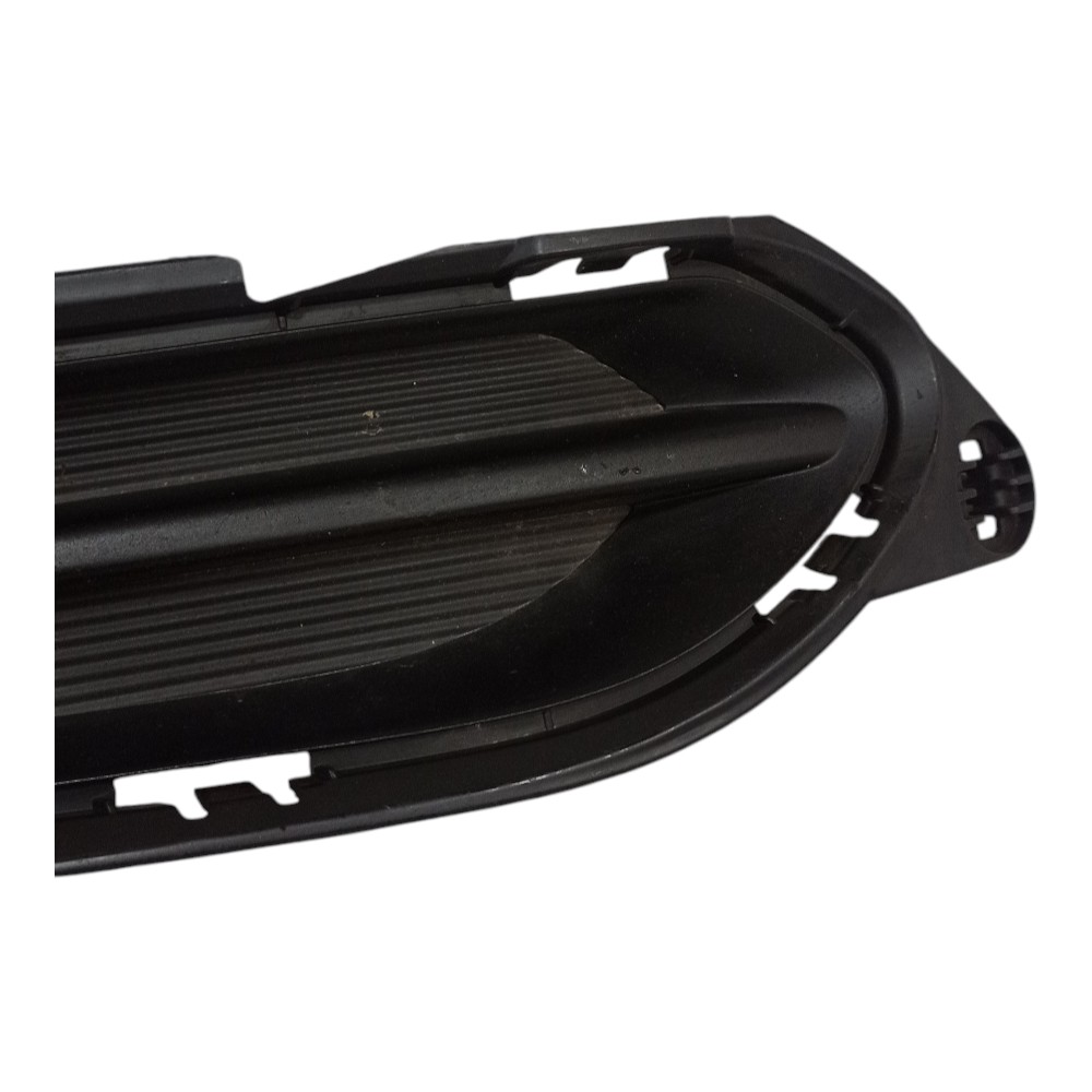 Moldura Farol De Milha Direito Honda Hr-v 2016 A 2018 2