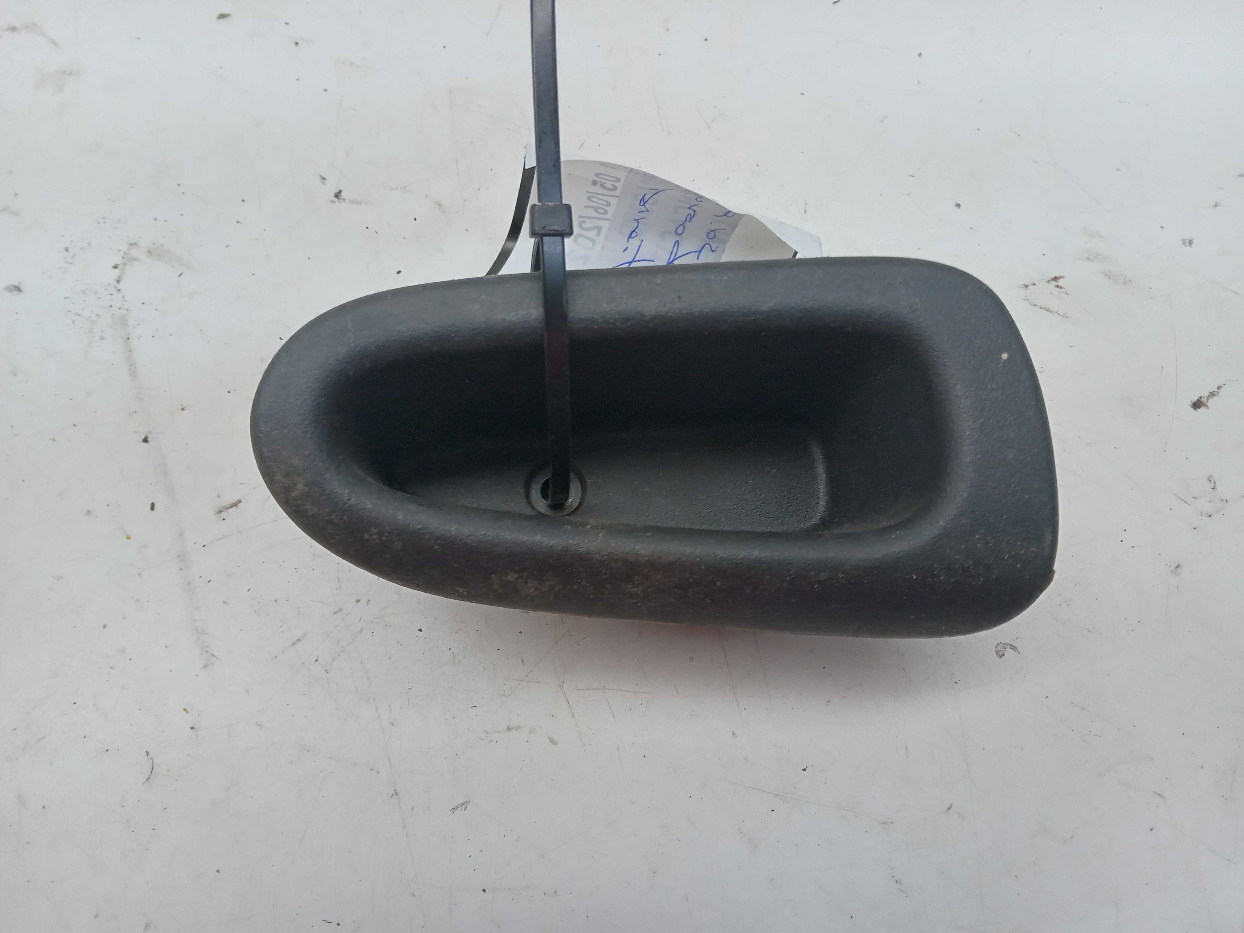 MOLDURA PUXADOR PORTA DIANT LD CITROEN AIRCROSS 2018 1
