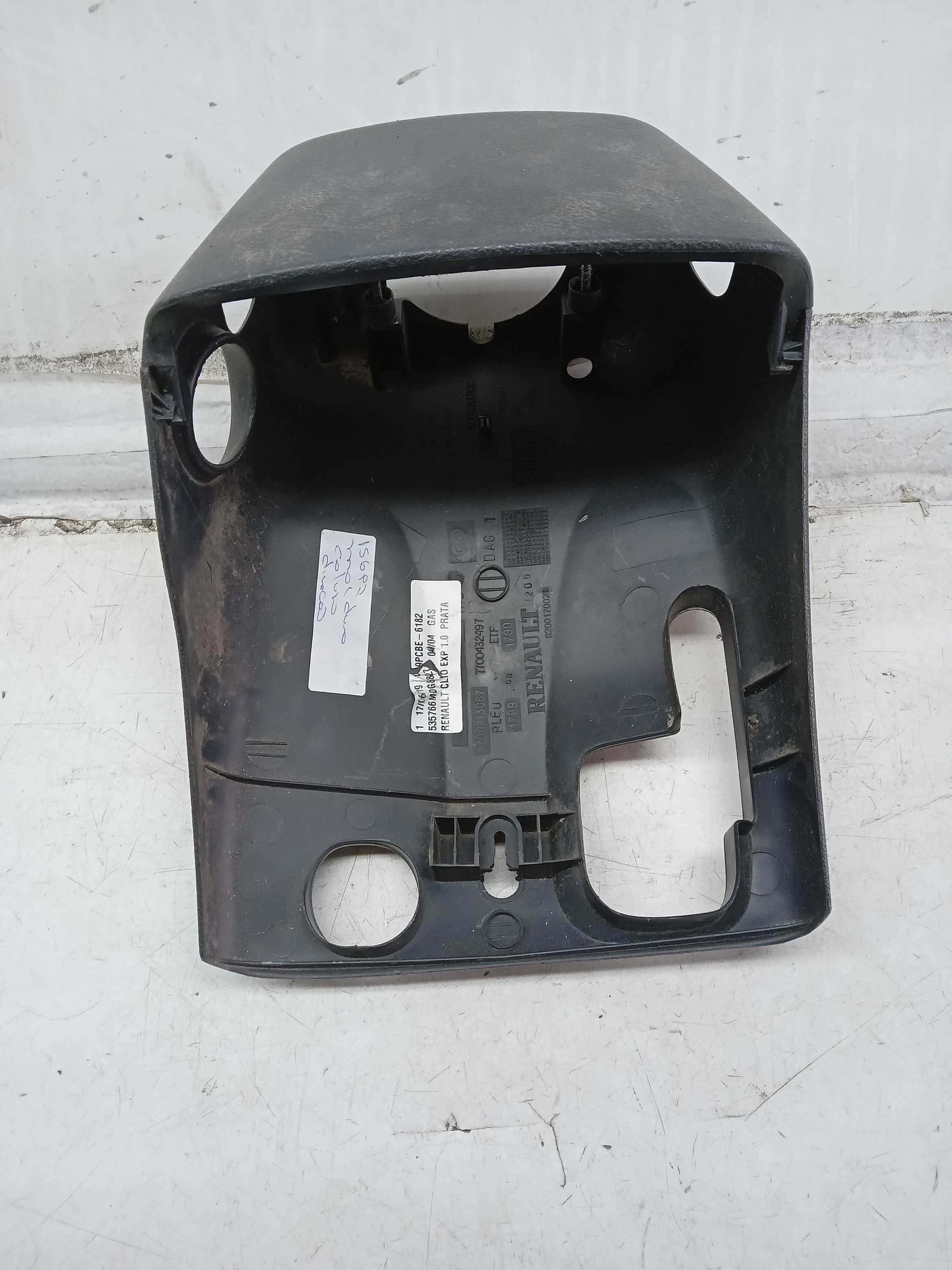 MOLDURA INTERIOR COLUNA DIREÇÃO RENAULT CLIO 2004
