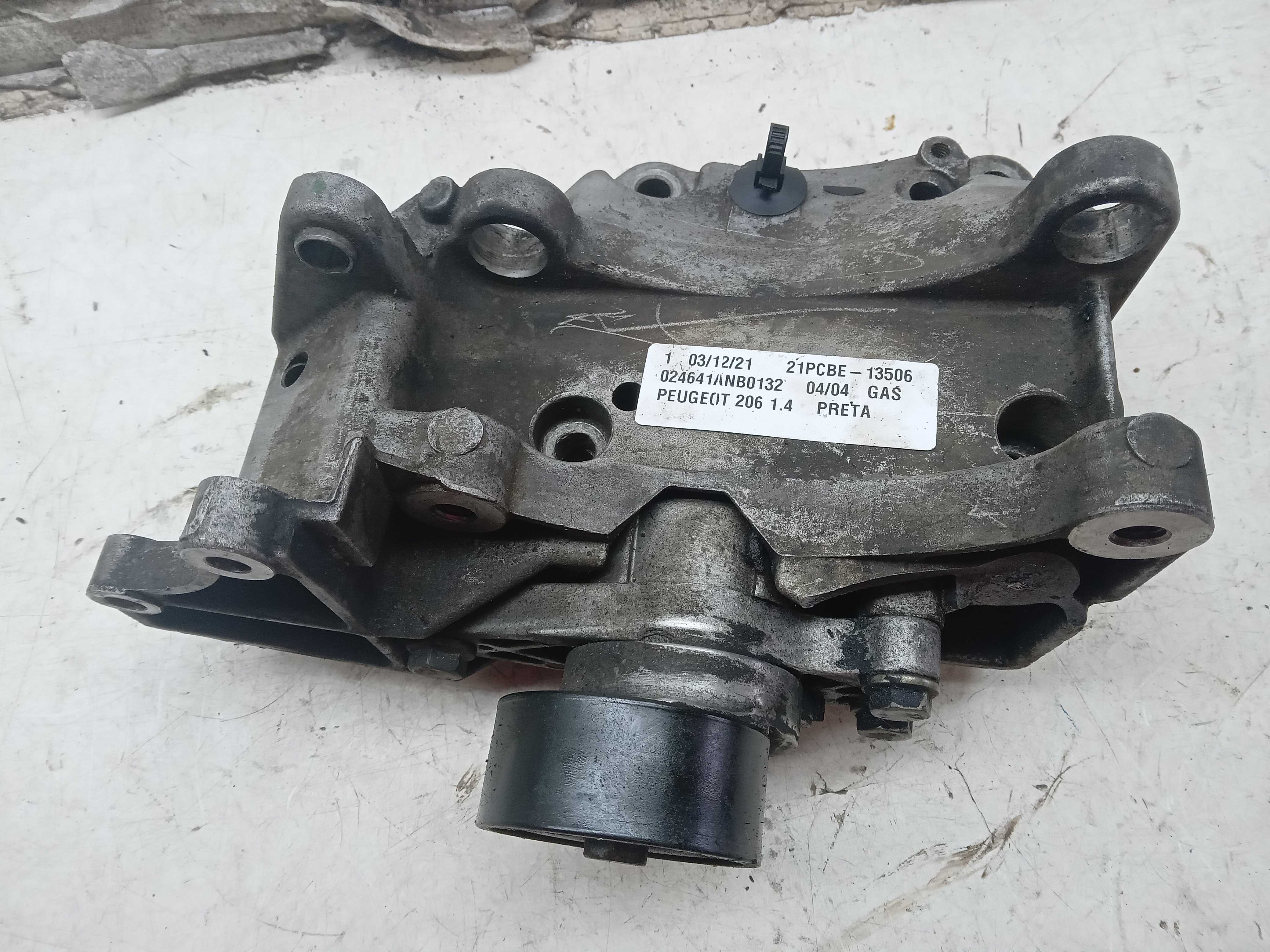 SUPORTE ALTERNADOR PEUGEOT 206 1.4 2004
