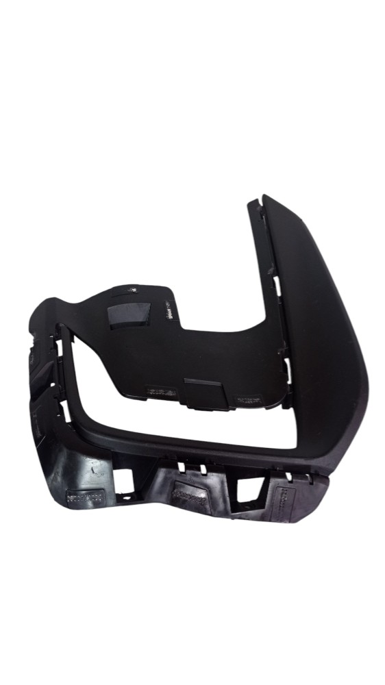 Moldura Direita Farol Auxiliar Drl Gm Tracker 2019 A 2021 2