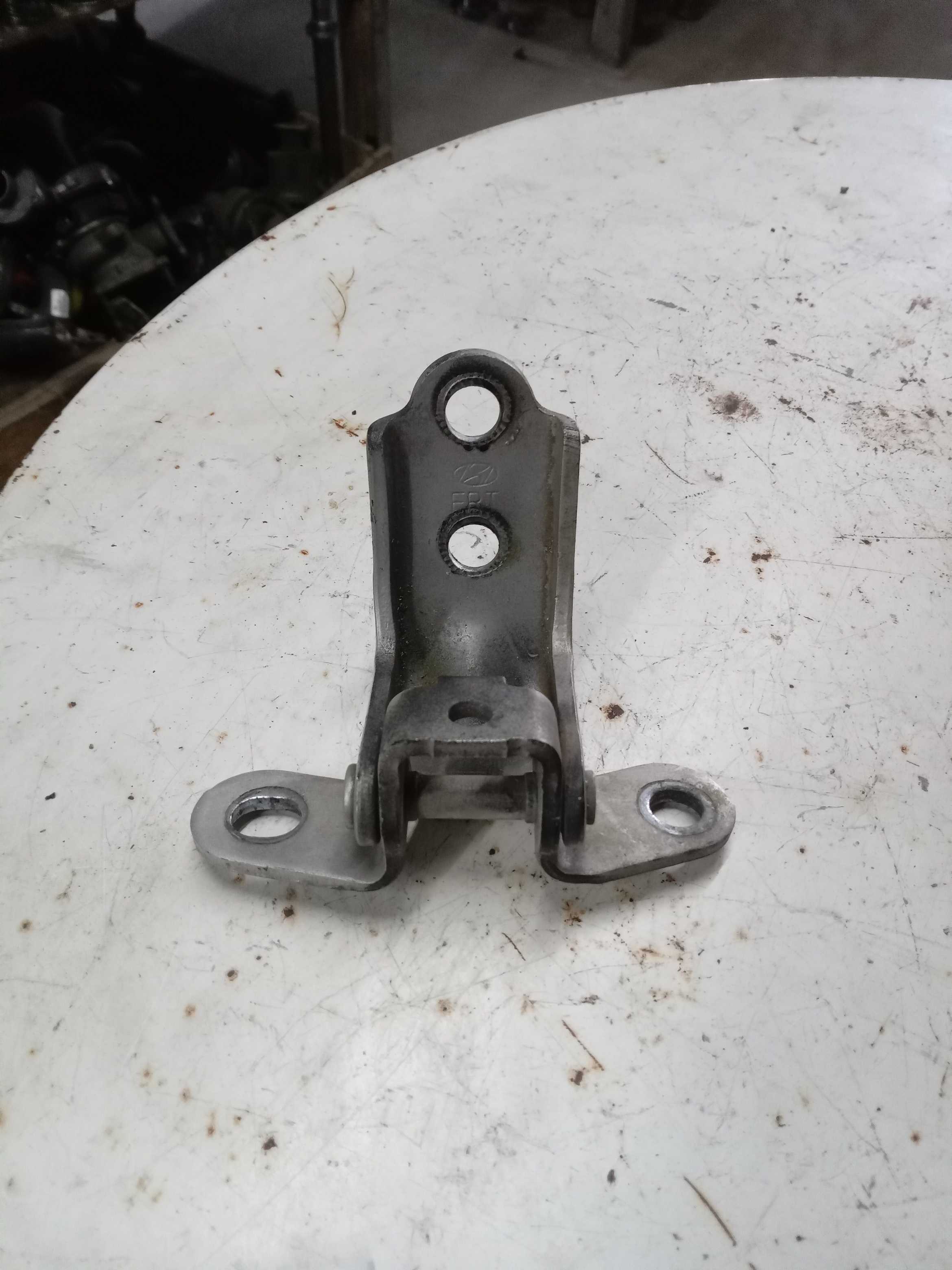 DOBRADIÇA SUPERIOR PORTA HYUNDAI IX35 2015 2