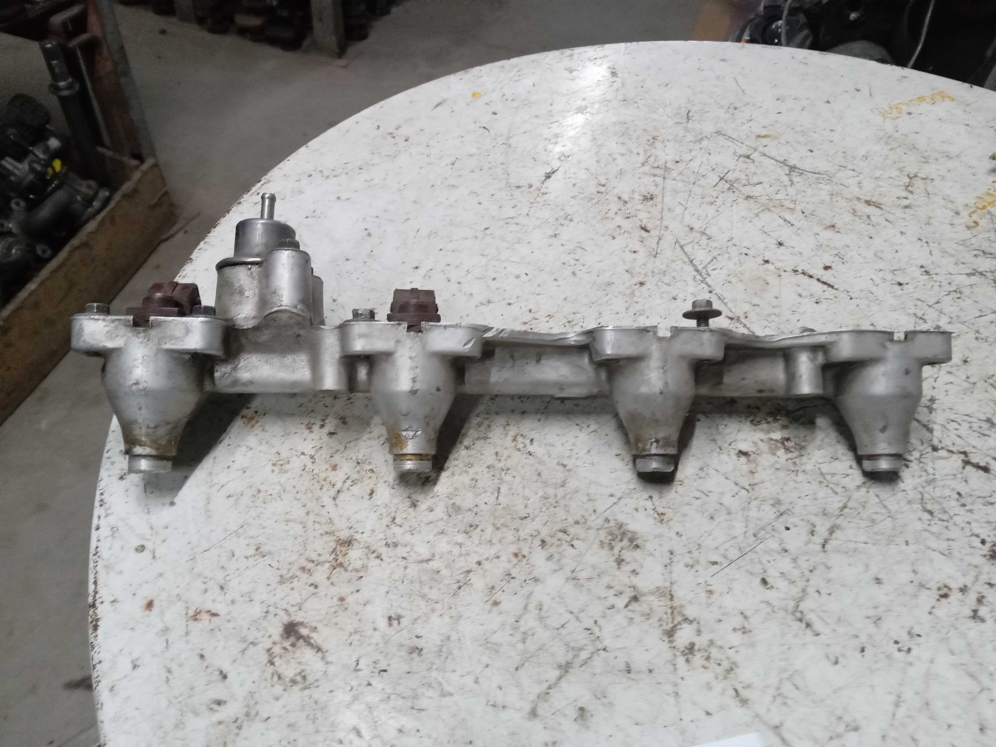 FLAUTA BICO INJEÇÃO FORD ESCORT ZETEC 18 16V 1