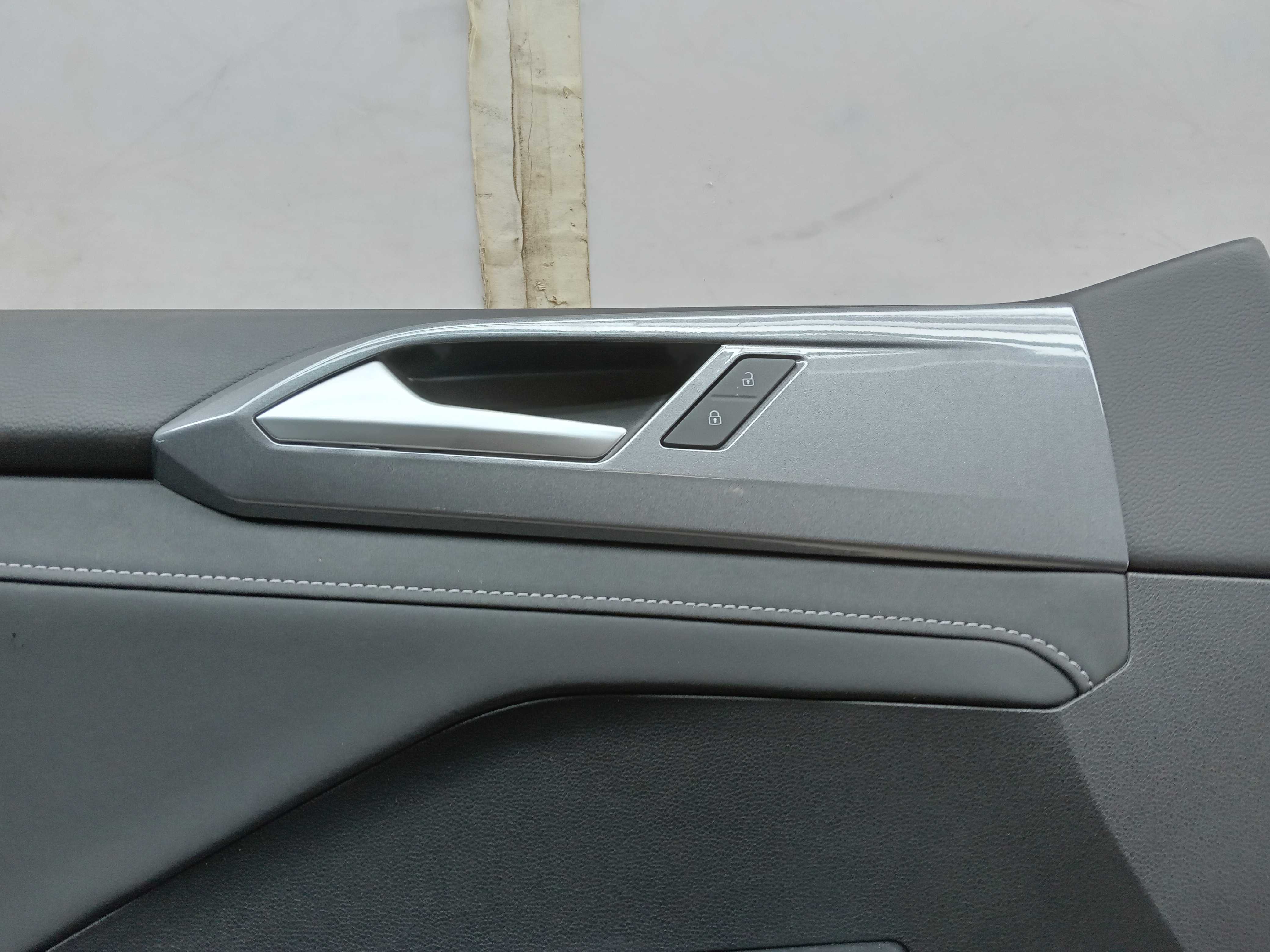 FORRO PORTA DIANTEIRO LE VW TAOS 2023 2