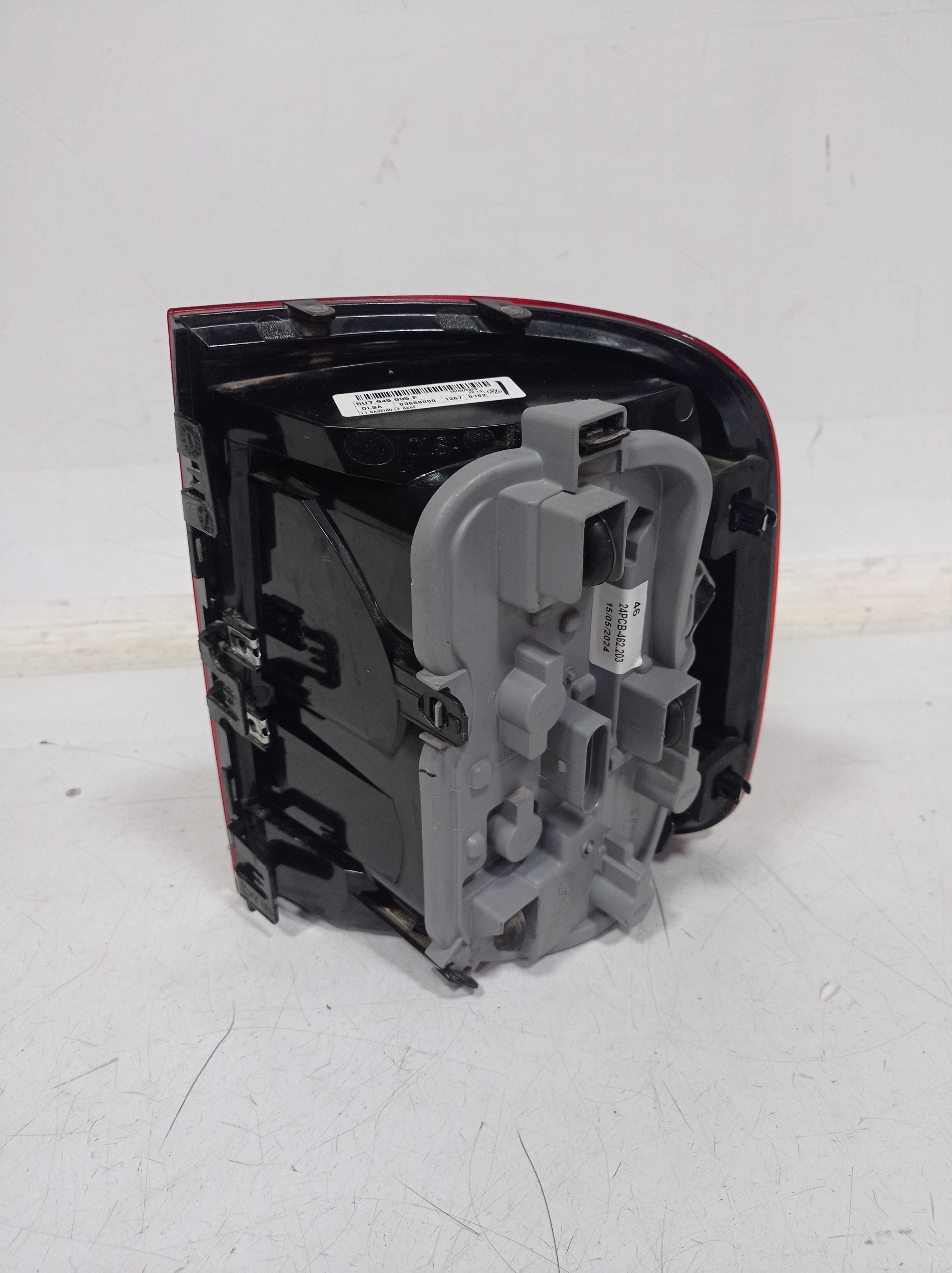 5U7945095G LANTERNA TRAS ESQUERDA VW SAVEIRO ROBUST G5 G7 G8 3