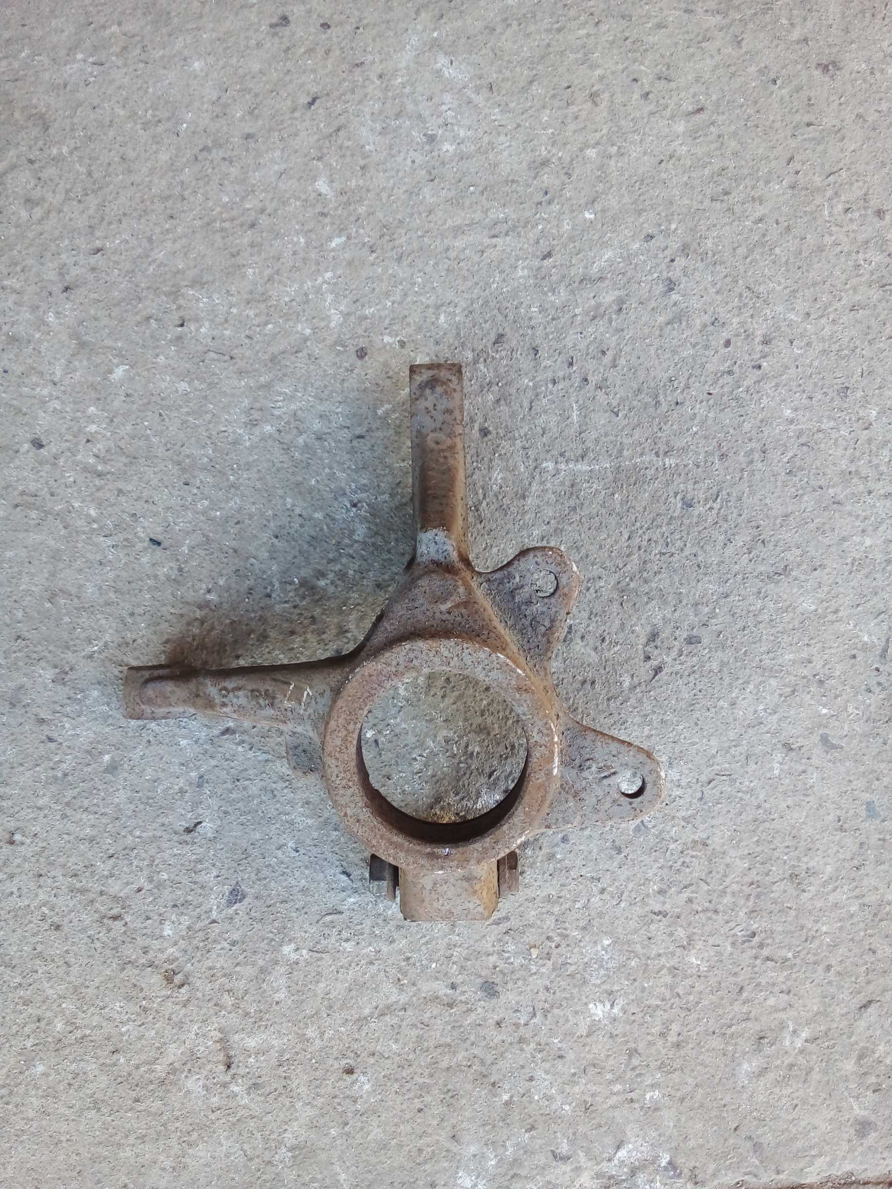 CUBO MONTANTE DIANTEIRO DIREITO RENAULT TWINGO 1999 2
