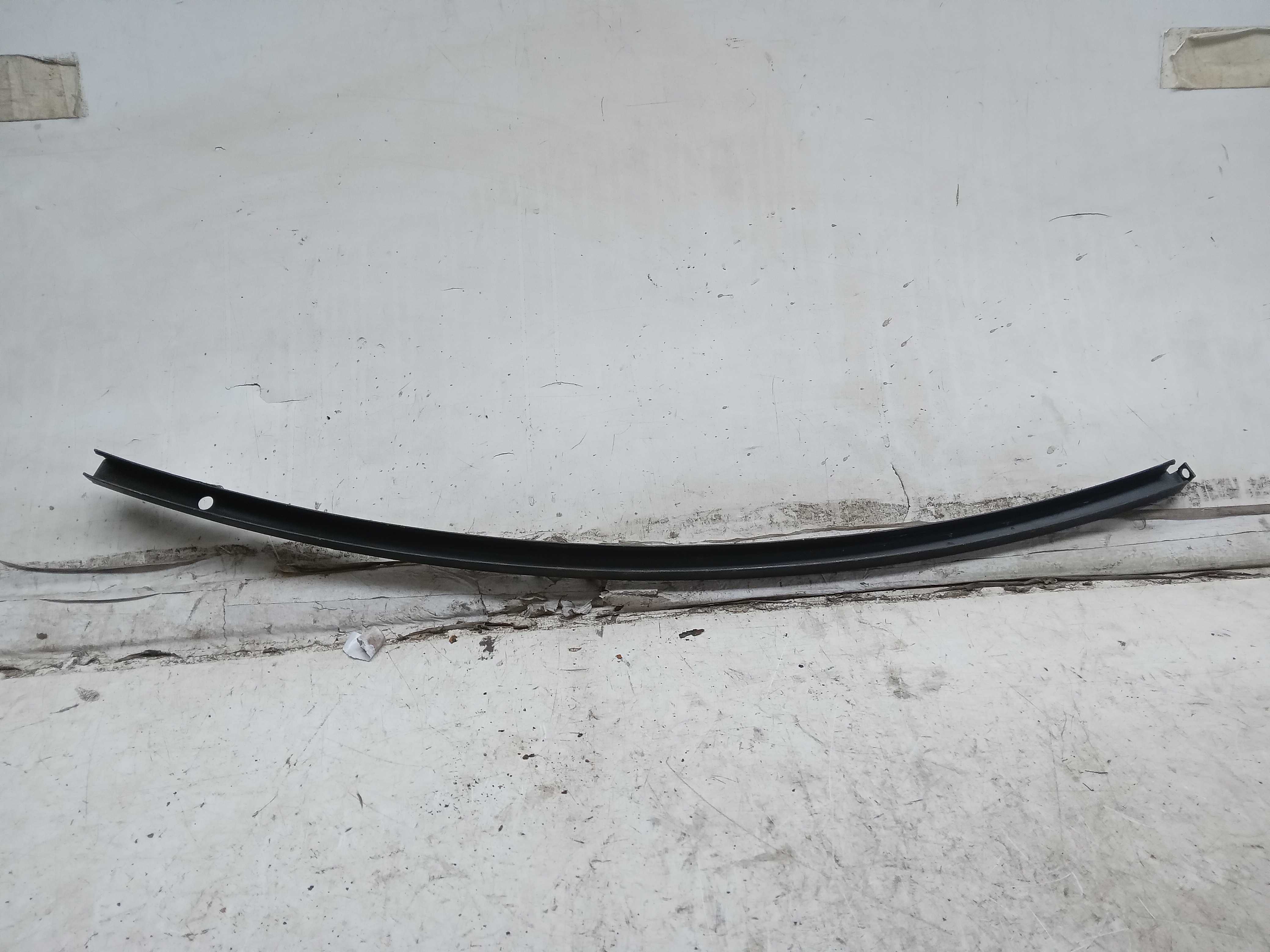 GUIA VIDRO CANALETA TRASEIRA LE PEUGEOT 406 1999 2