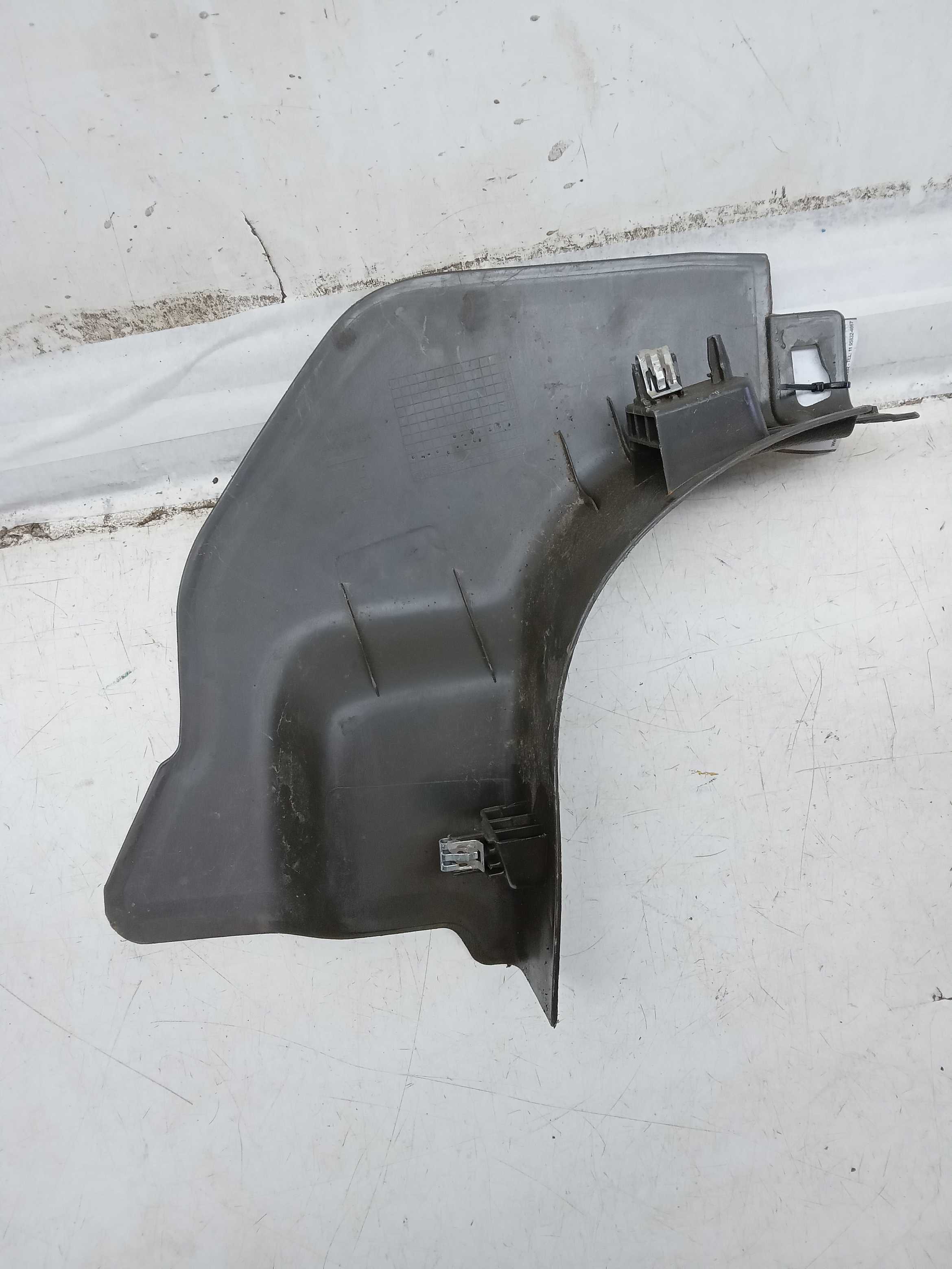 SOLEIRA COLUNA PORTA DIANT LD CHEVROLET COBALT 2013 2