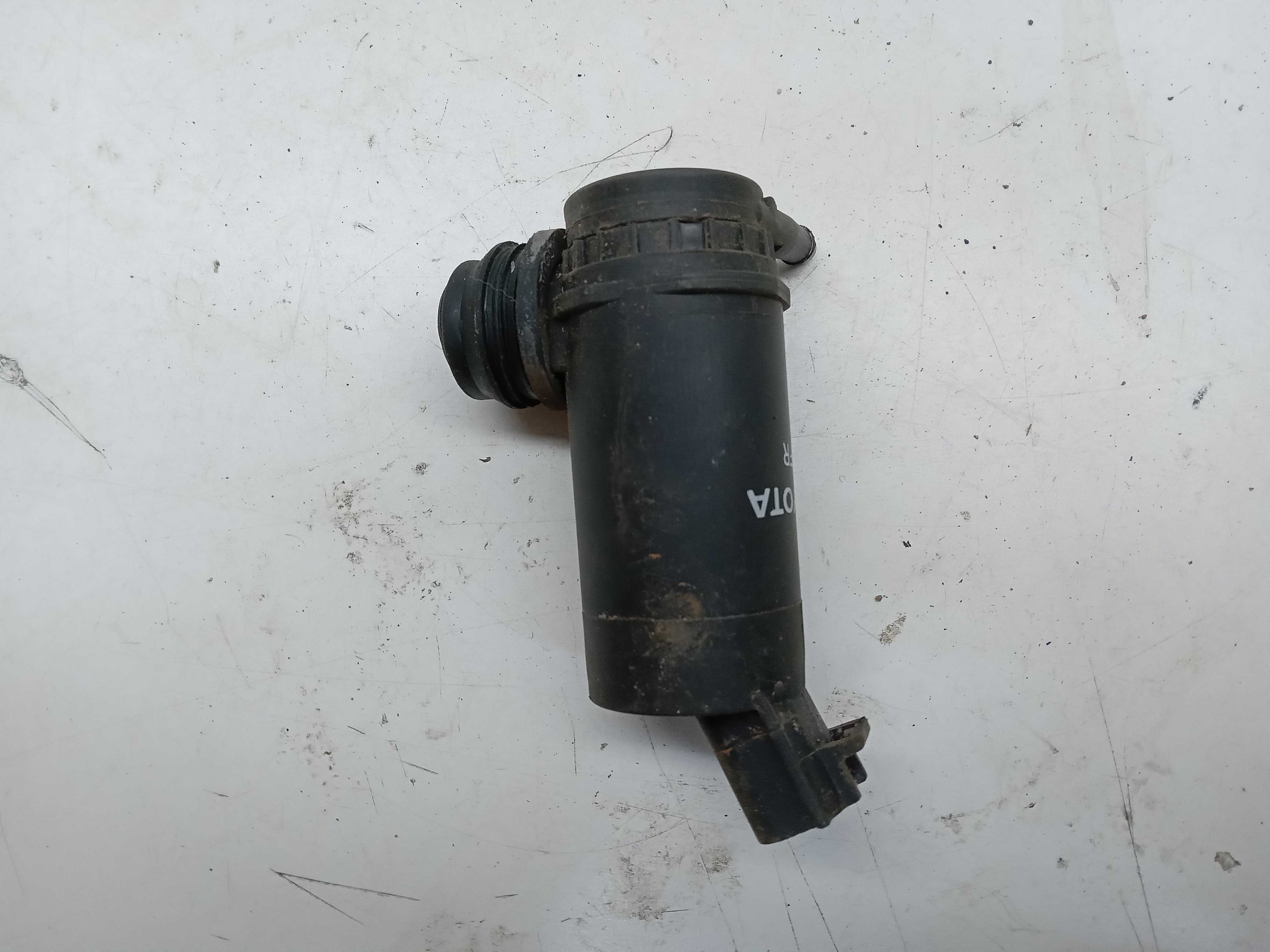 MOTOR ESGUICHO RESERVATORIO PARABRISA TOYOTA COROLLA 2