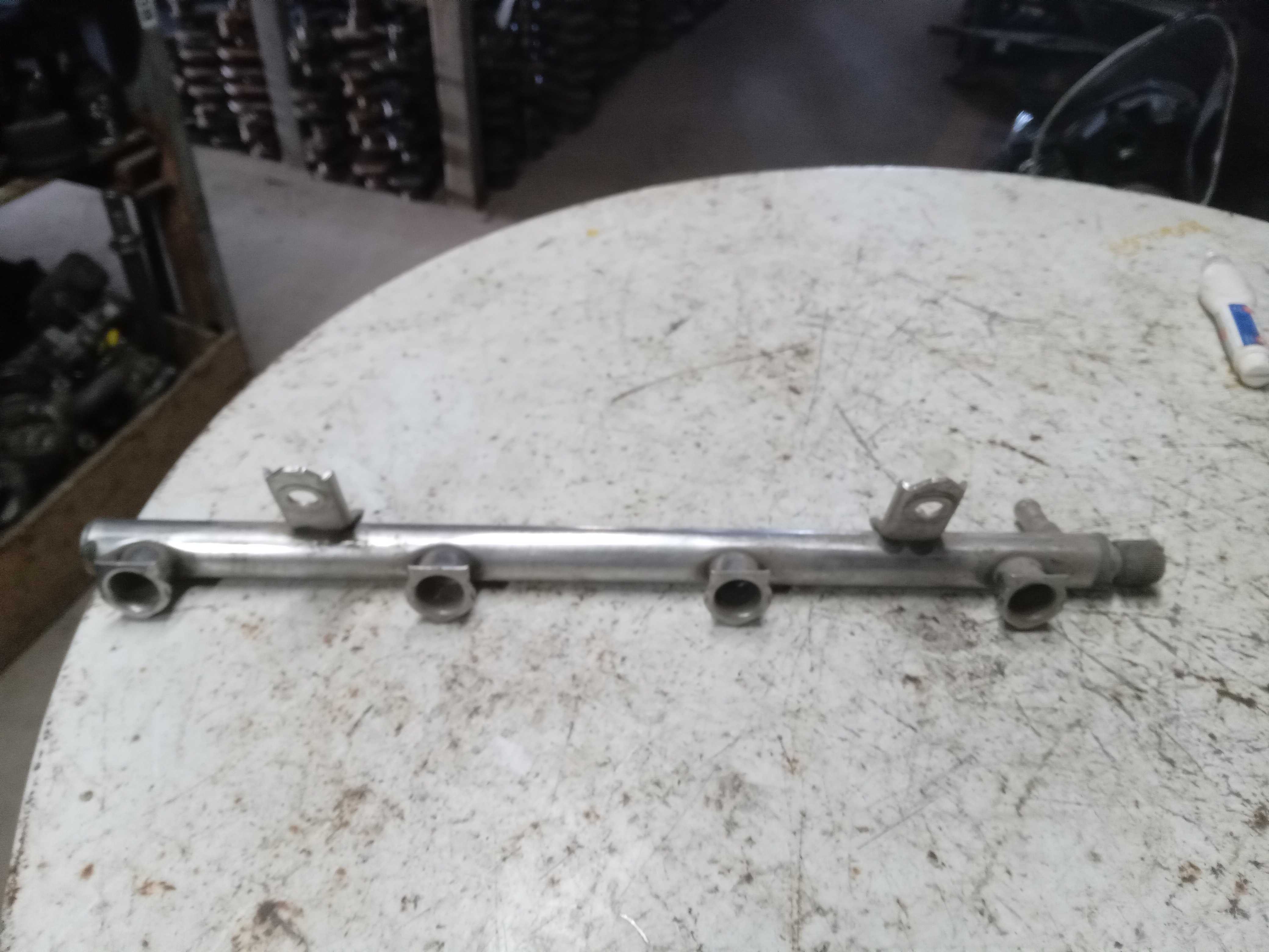 FLAUTA BICO INJEÇÃO MERCEDES CLASSE A 160 OU 190 2