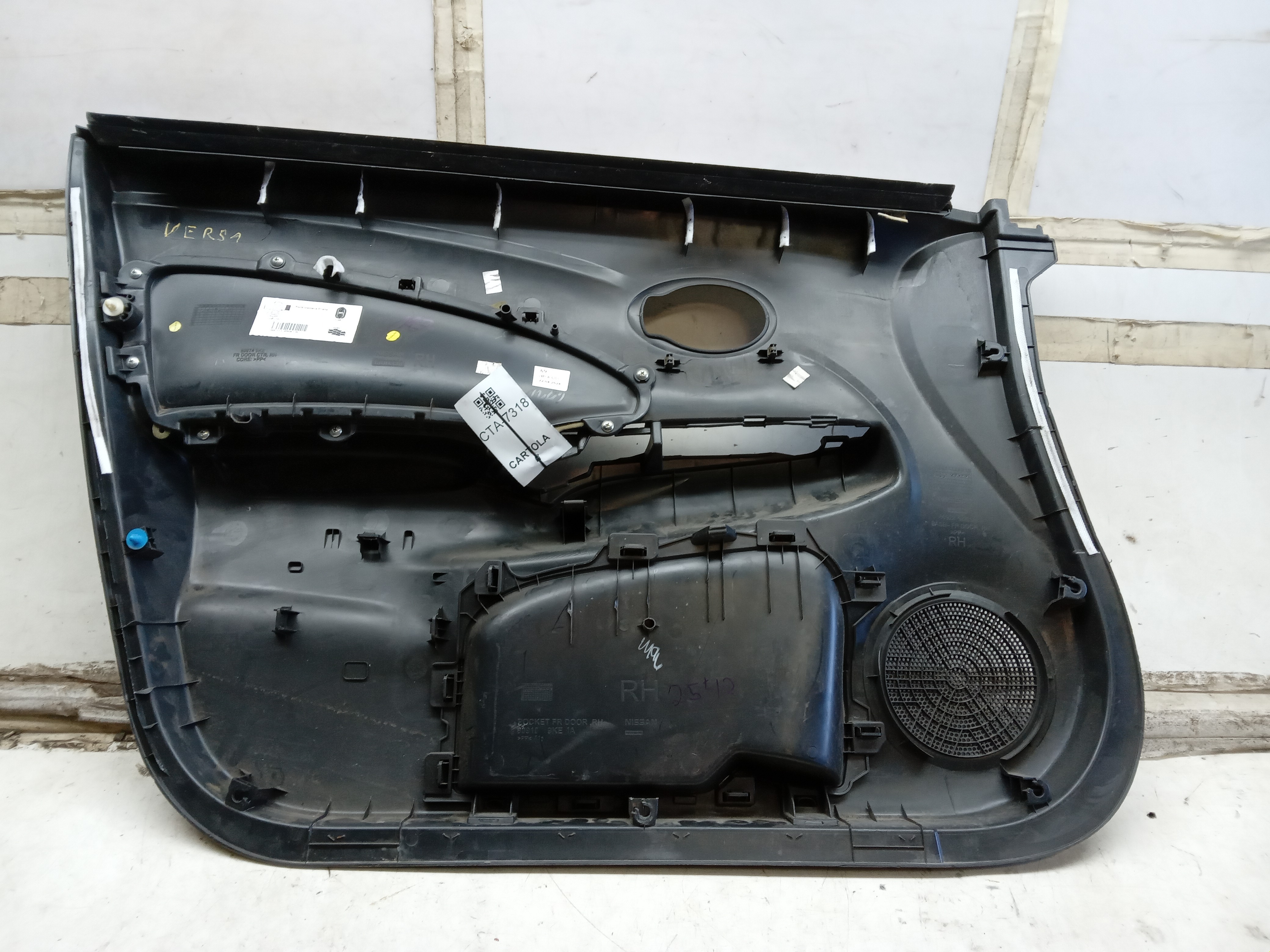 FORRO PORTA DIANTEIRO LD NISSAN VERSA 2018 2