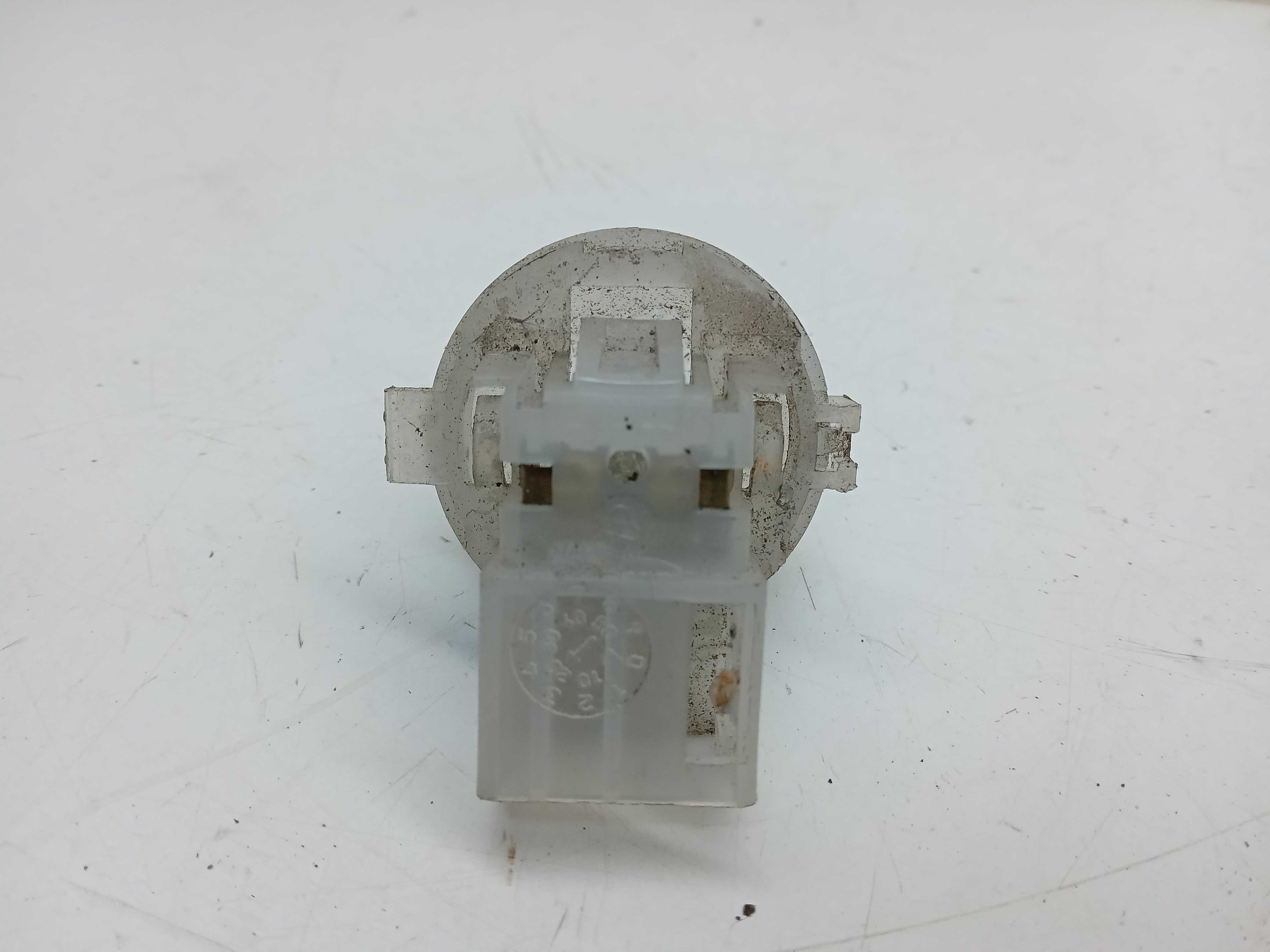 LUZ CORTEIA TRASEIRA NISSAN SENTRA 2013 2