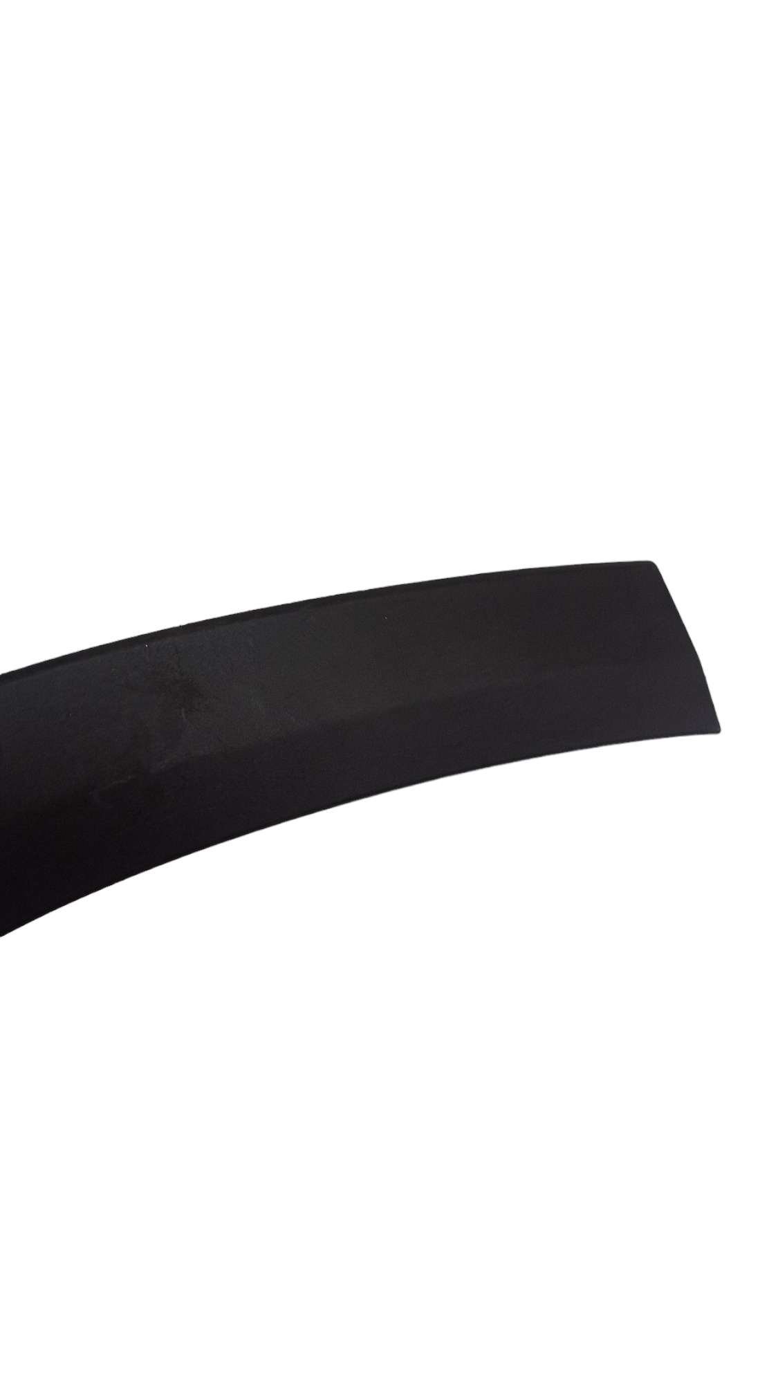 26275876 Moldura Paralama Tras Dir Gm Tracker Lt 2021 3