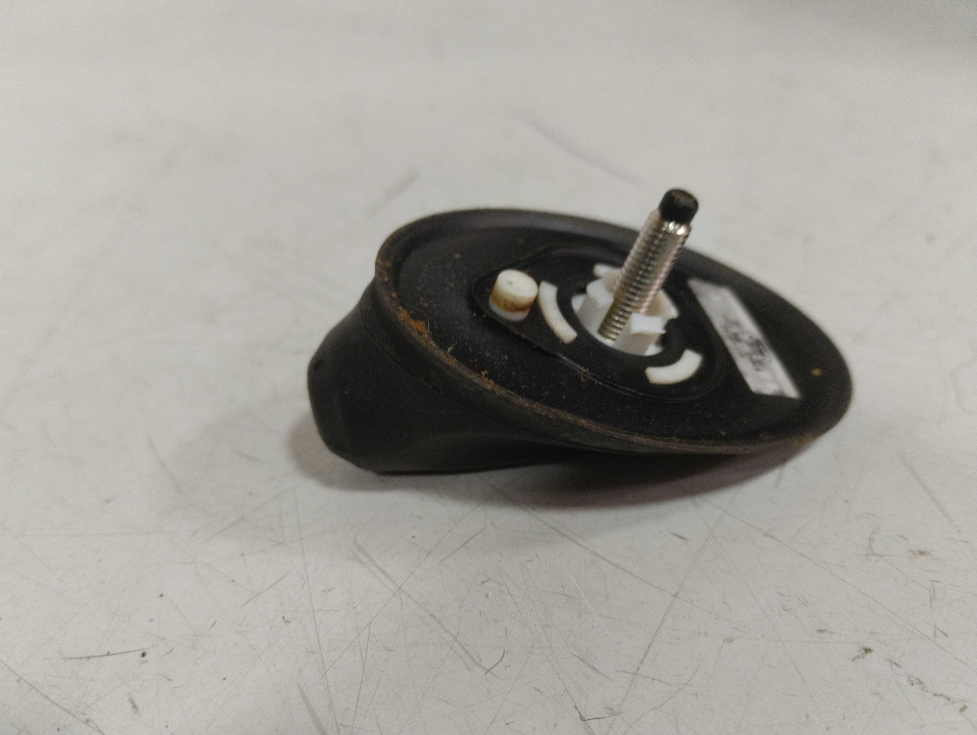Base antena Ford fiesta 2016/17 2