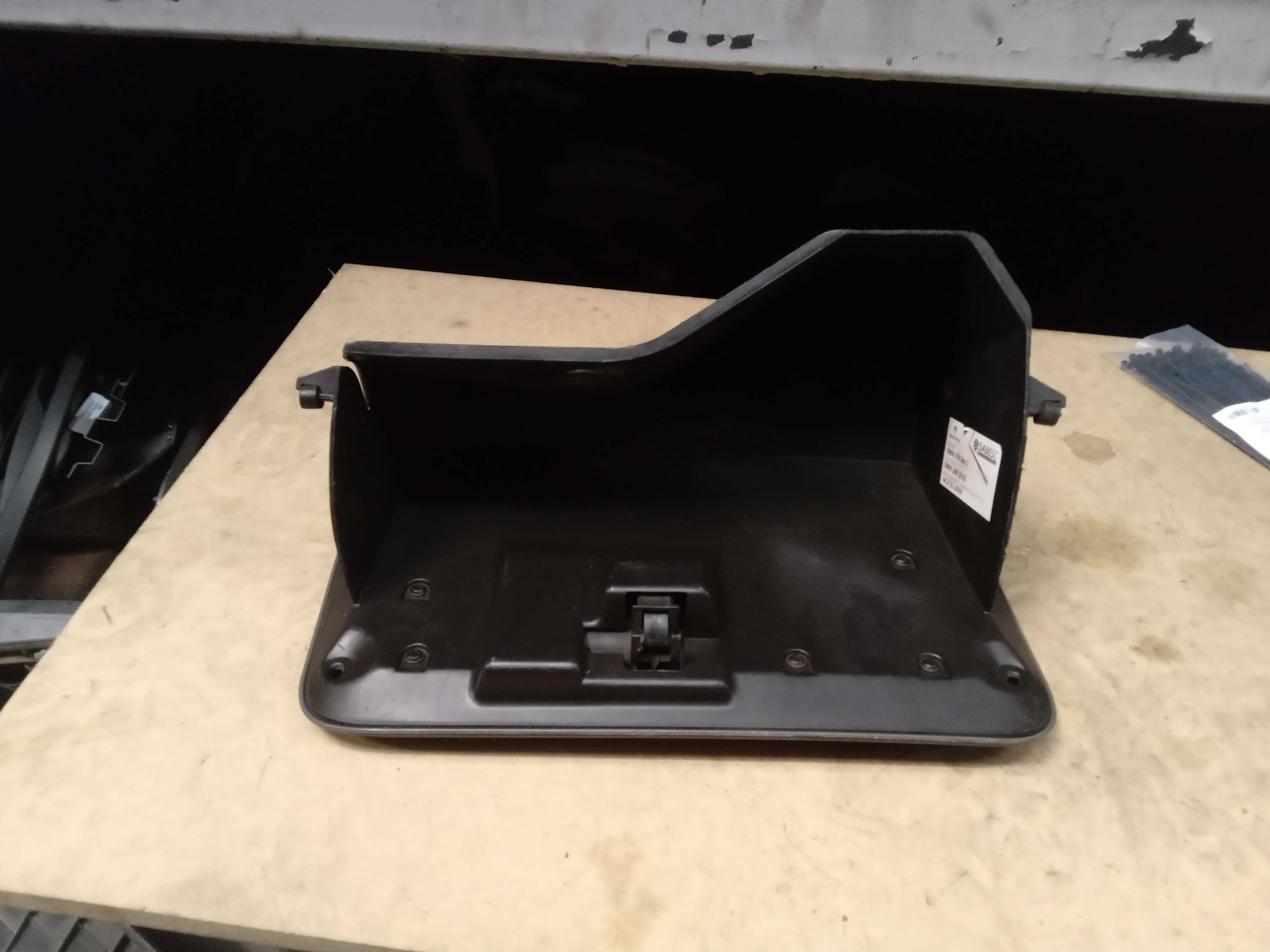 PORTA LUVAS FORD RANGER 1997 3