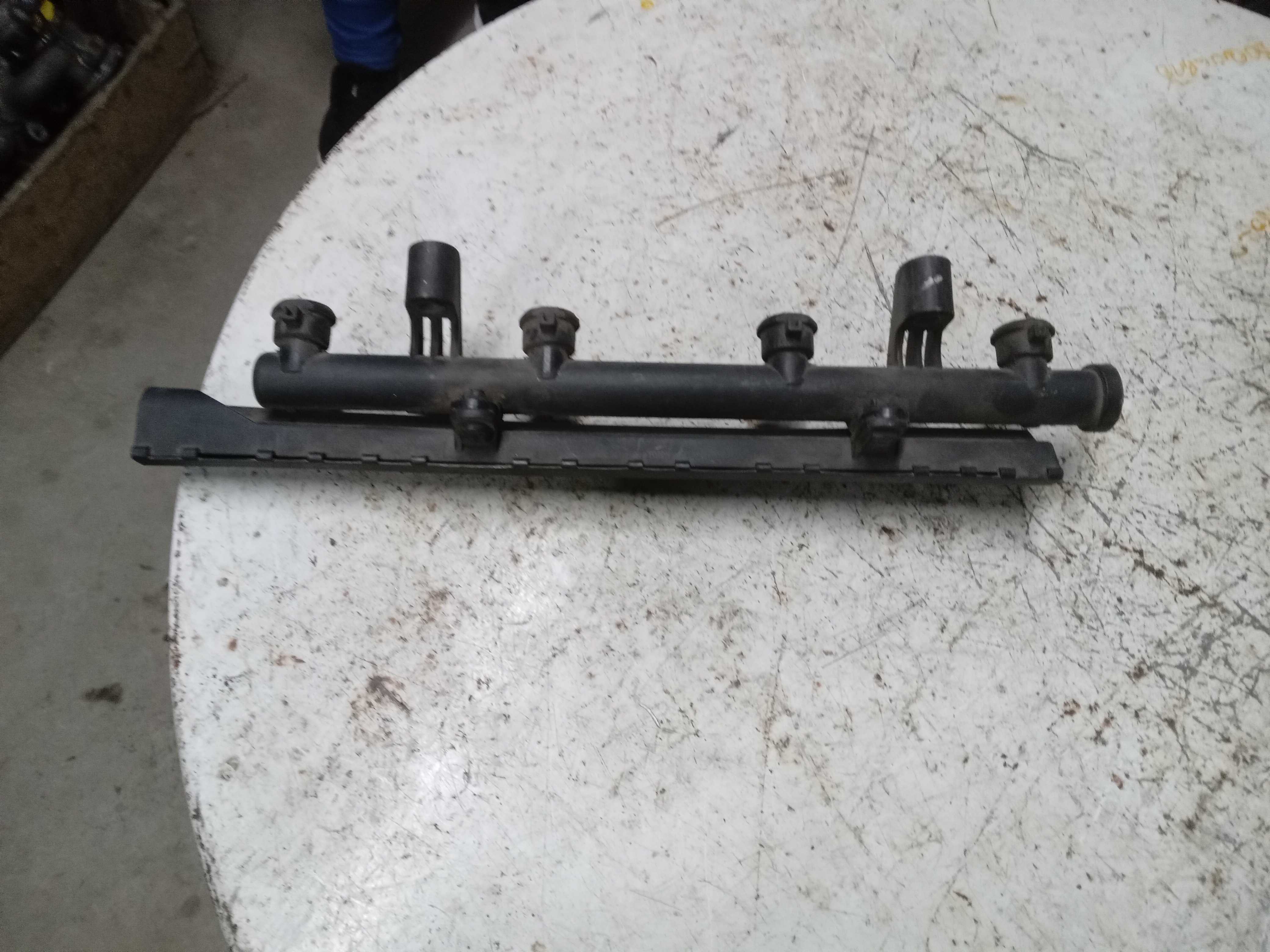 FLAUTA BICO INJEÇÃO VW FOX OU GOL 2