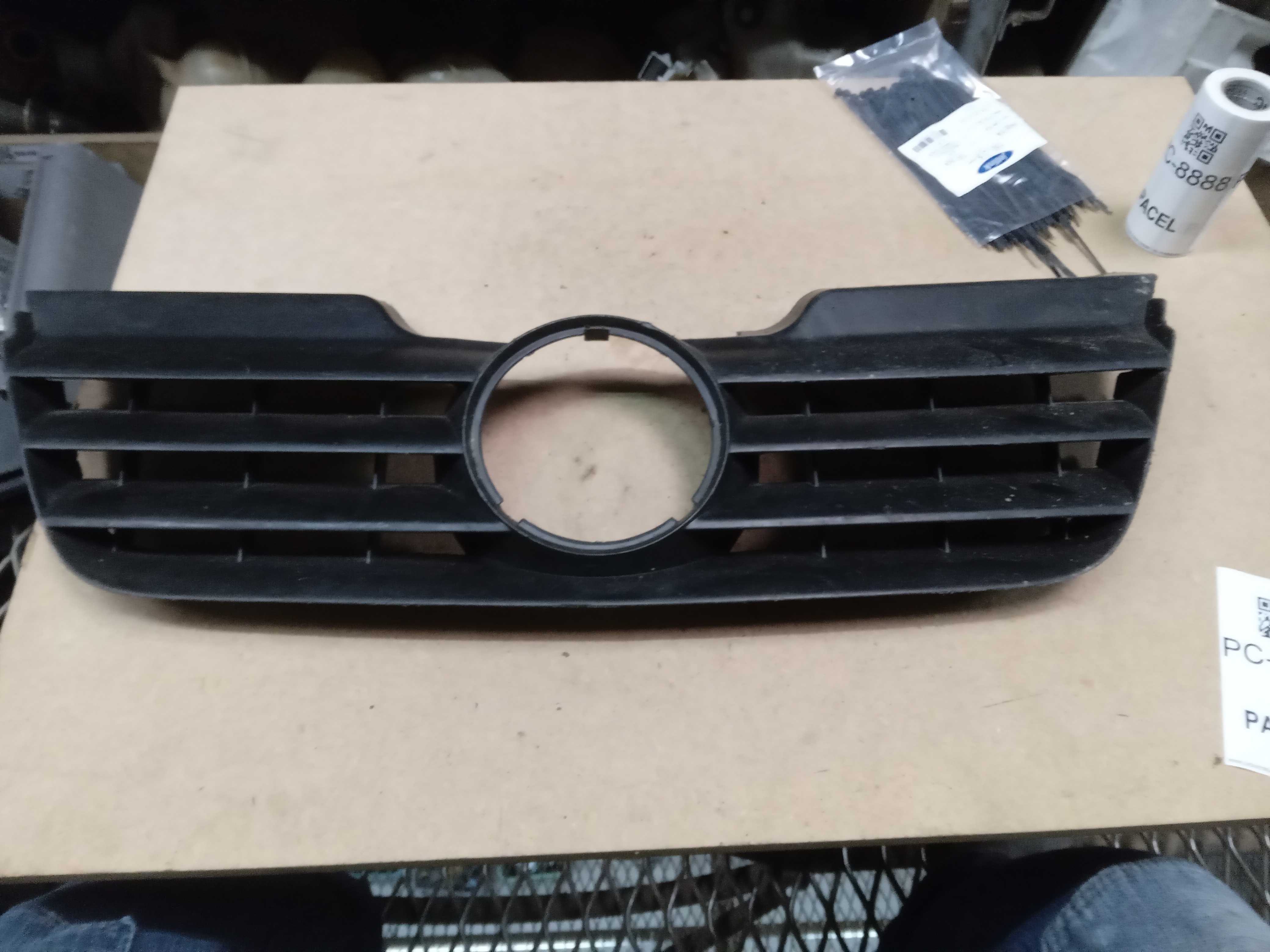 GRADE FRONTAL VW GOL OU SAVEIRO 2003