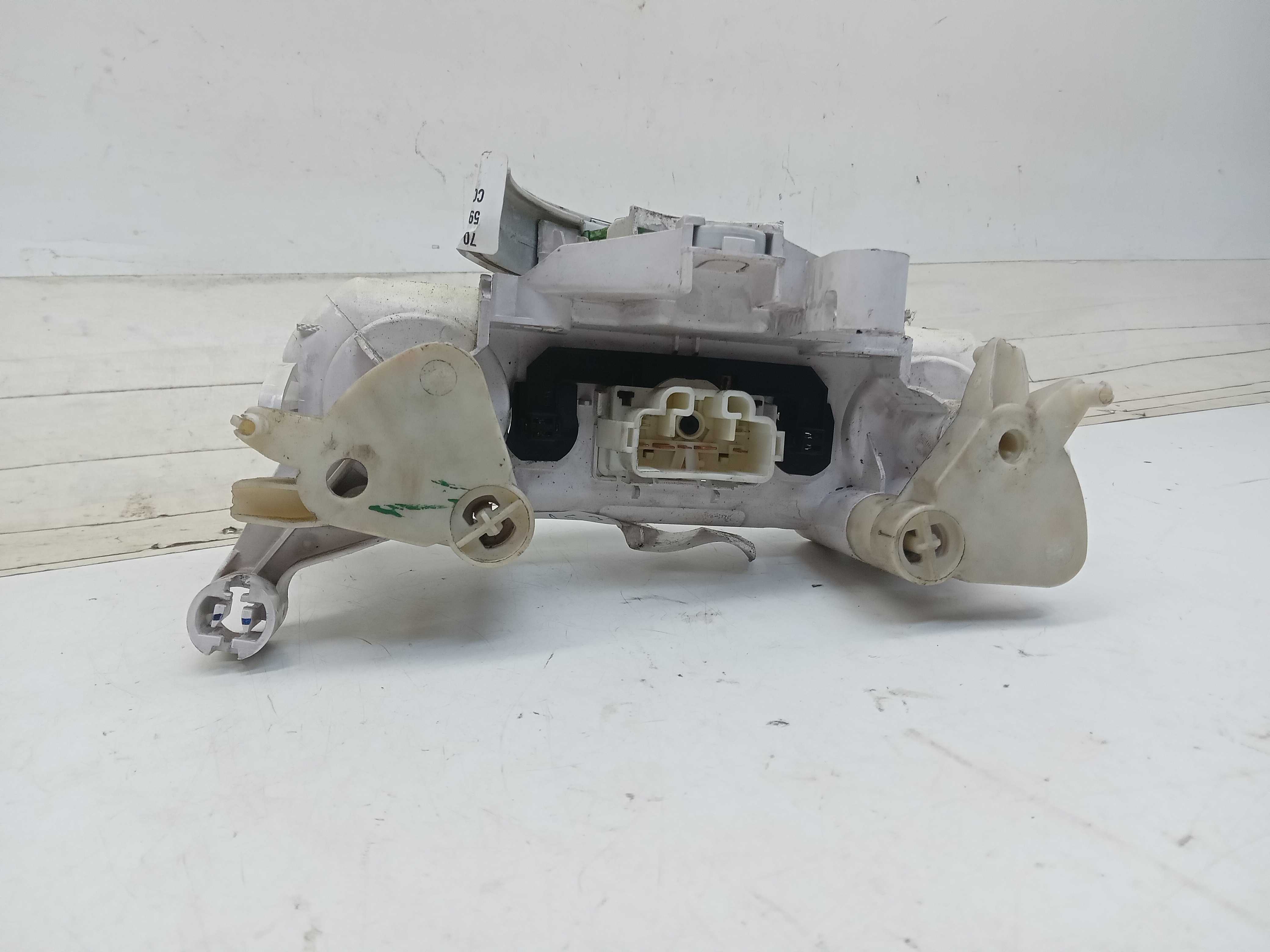 MOLDURA COMANDO AR TOYOTA COROLLA 2005 2