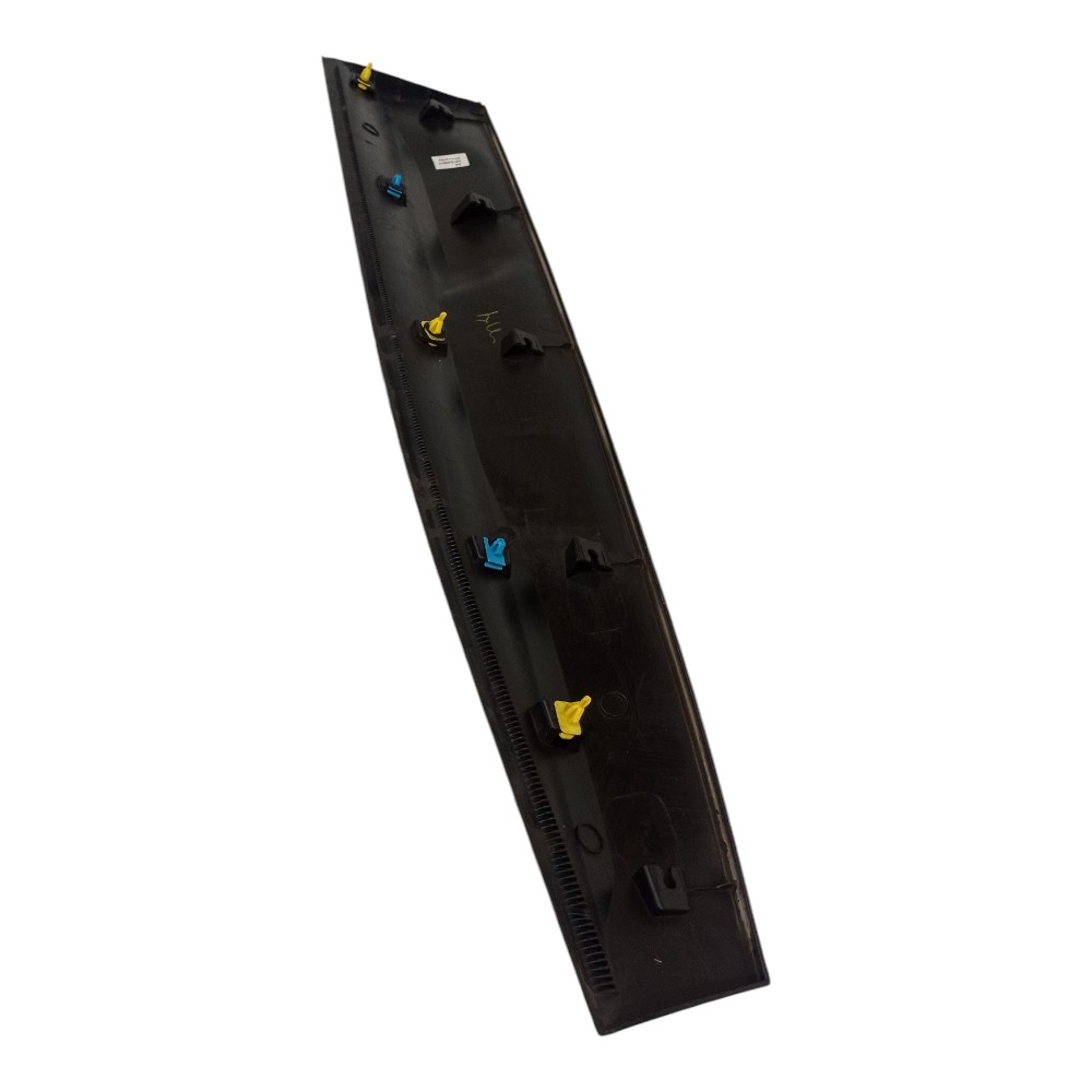 Friso Porta Dianteira Direita Gm Tracker 2020 Original 4