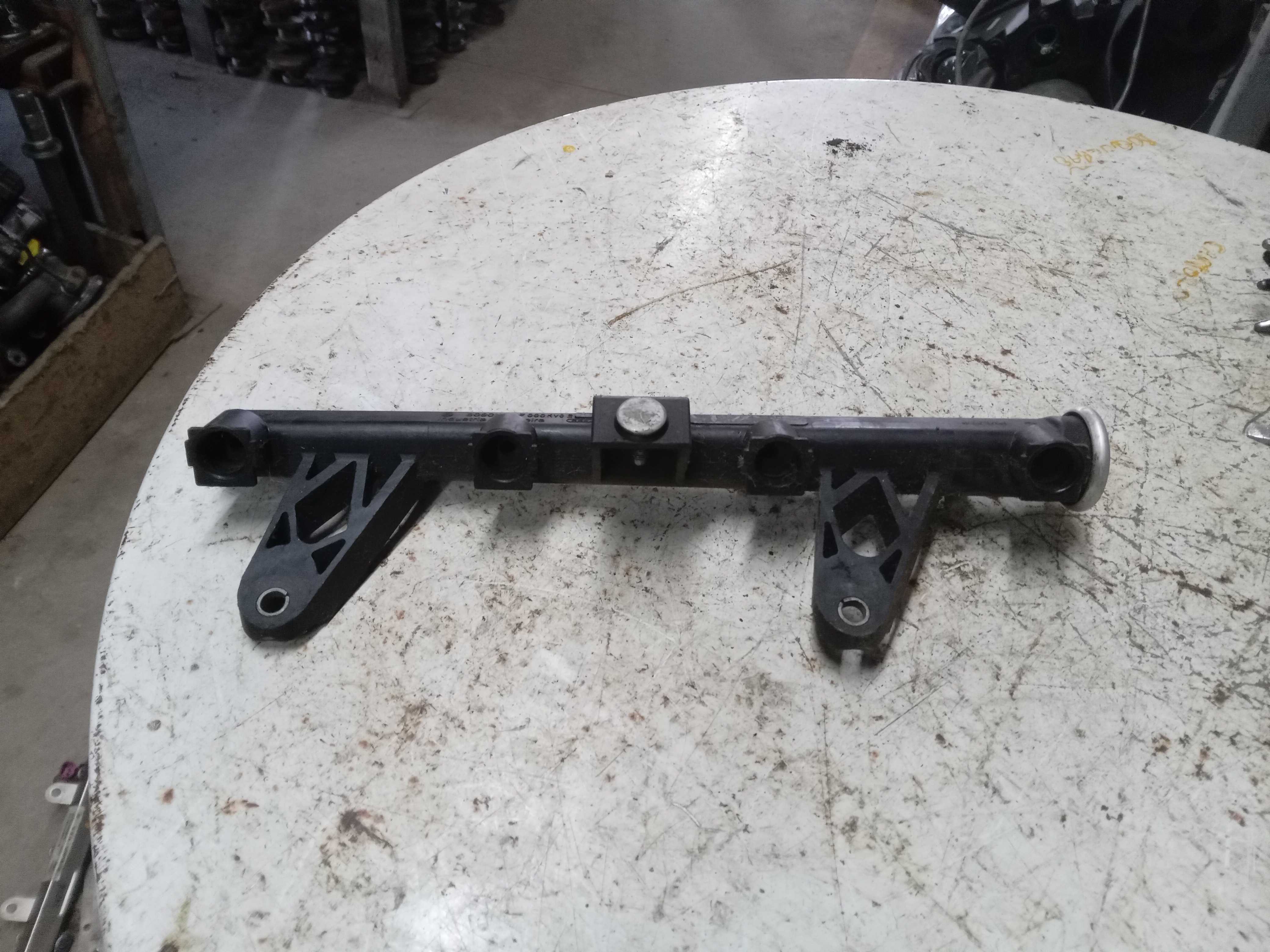 FLAUTA BICO INJEÇÃO PEUGEOT 206 ou CITROEN C3 1