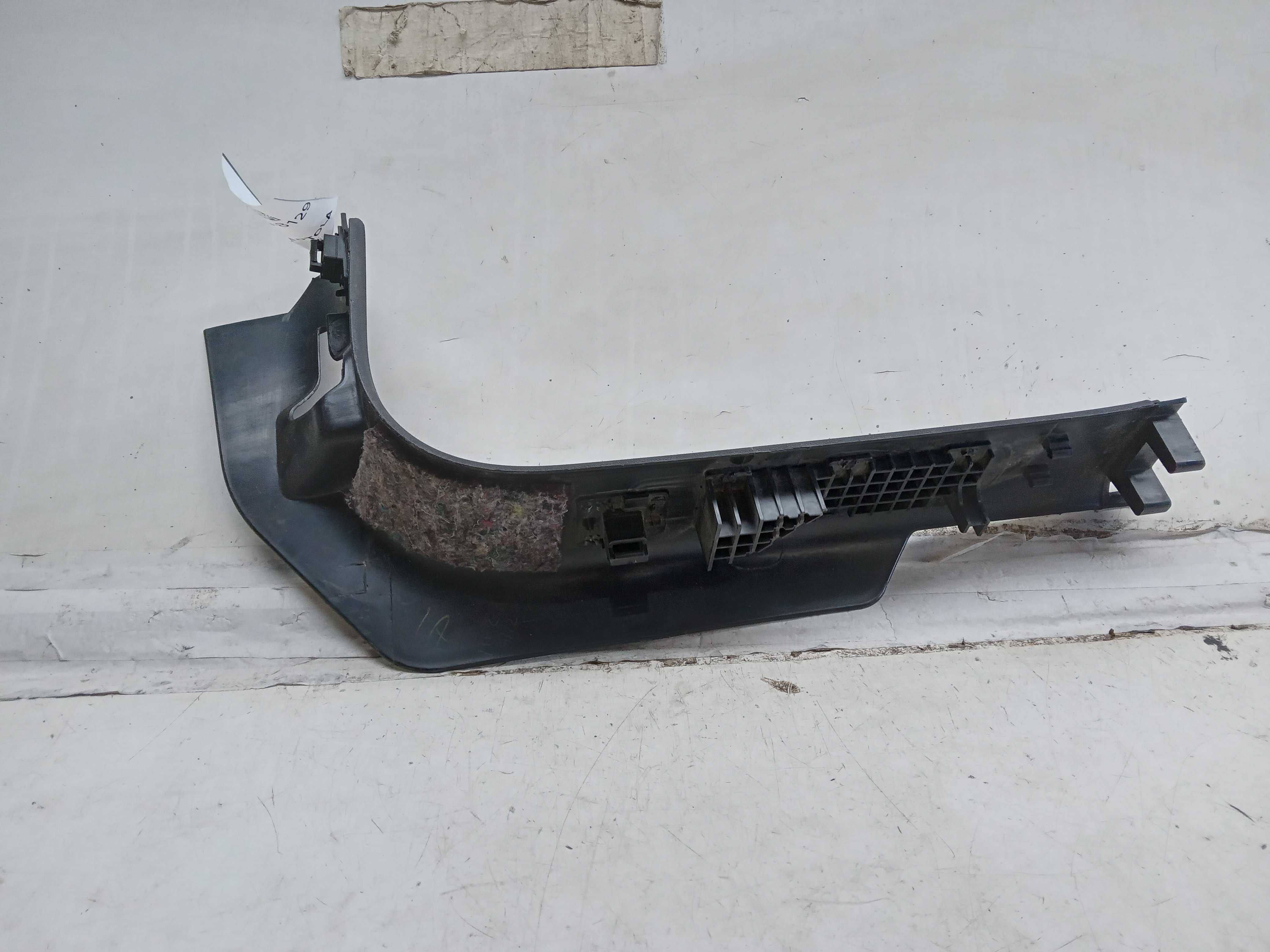 MOLDURA ACABAMENTO SOLEIRA DIANT LE CITROEN AIRCROSS 2017 2
