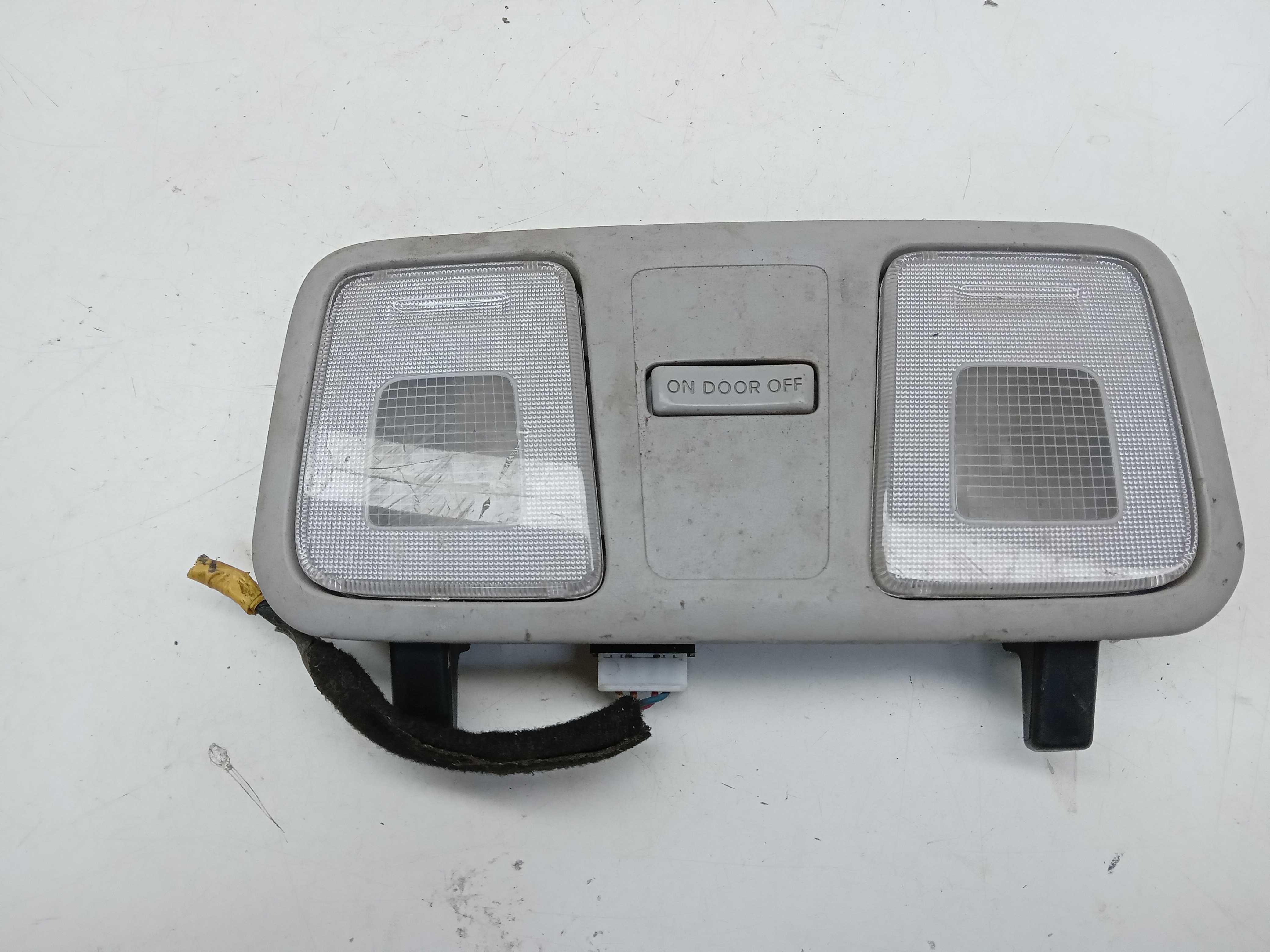 LUZ CORTESIA TETO HYUNDAI HB20 2014 1
