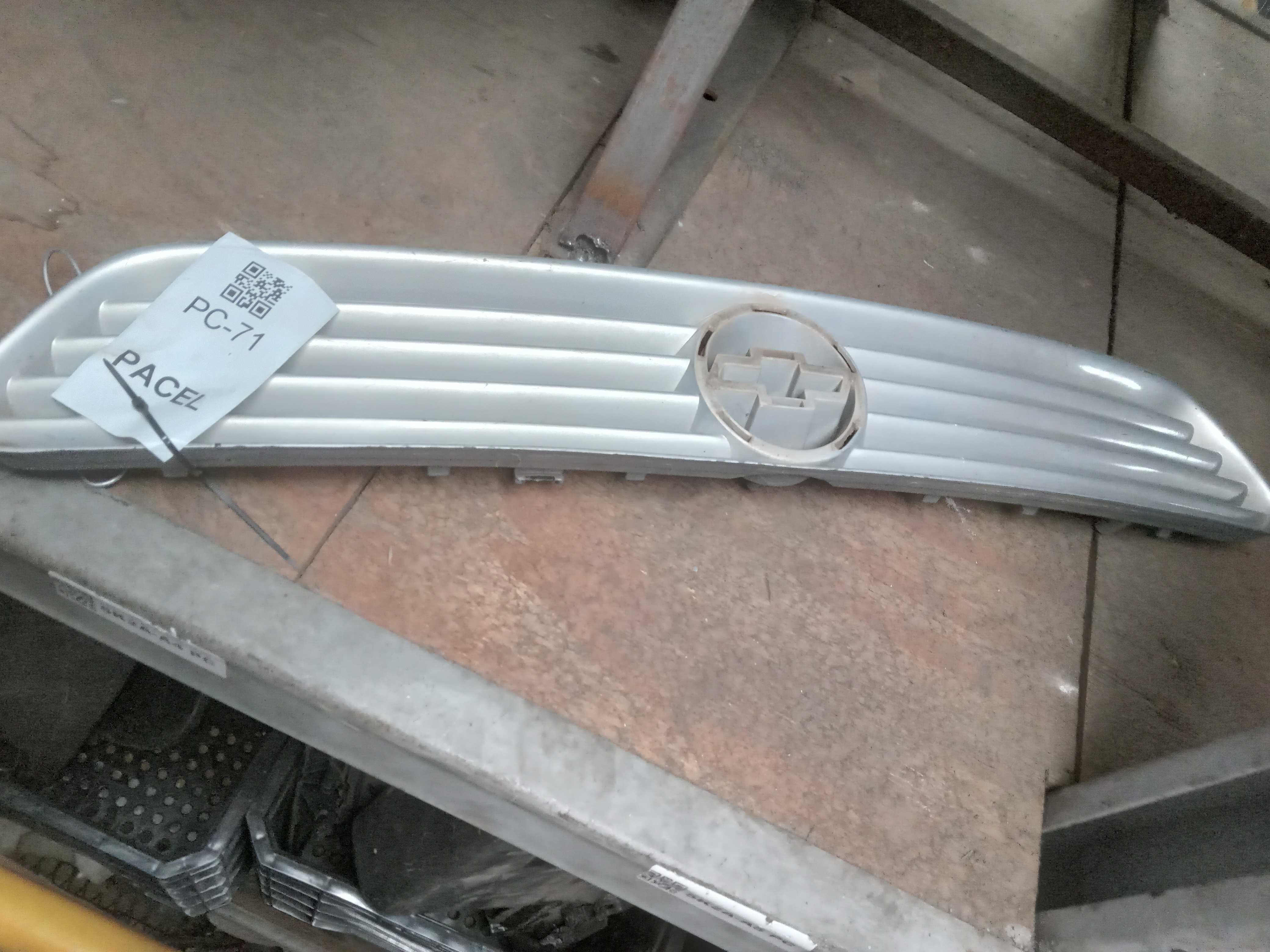 GRADE DIANTEIRA CHEVROLET ASTRA 1999 2