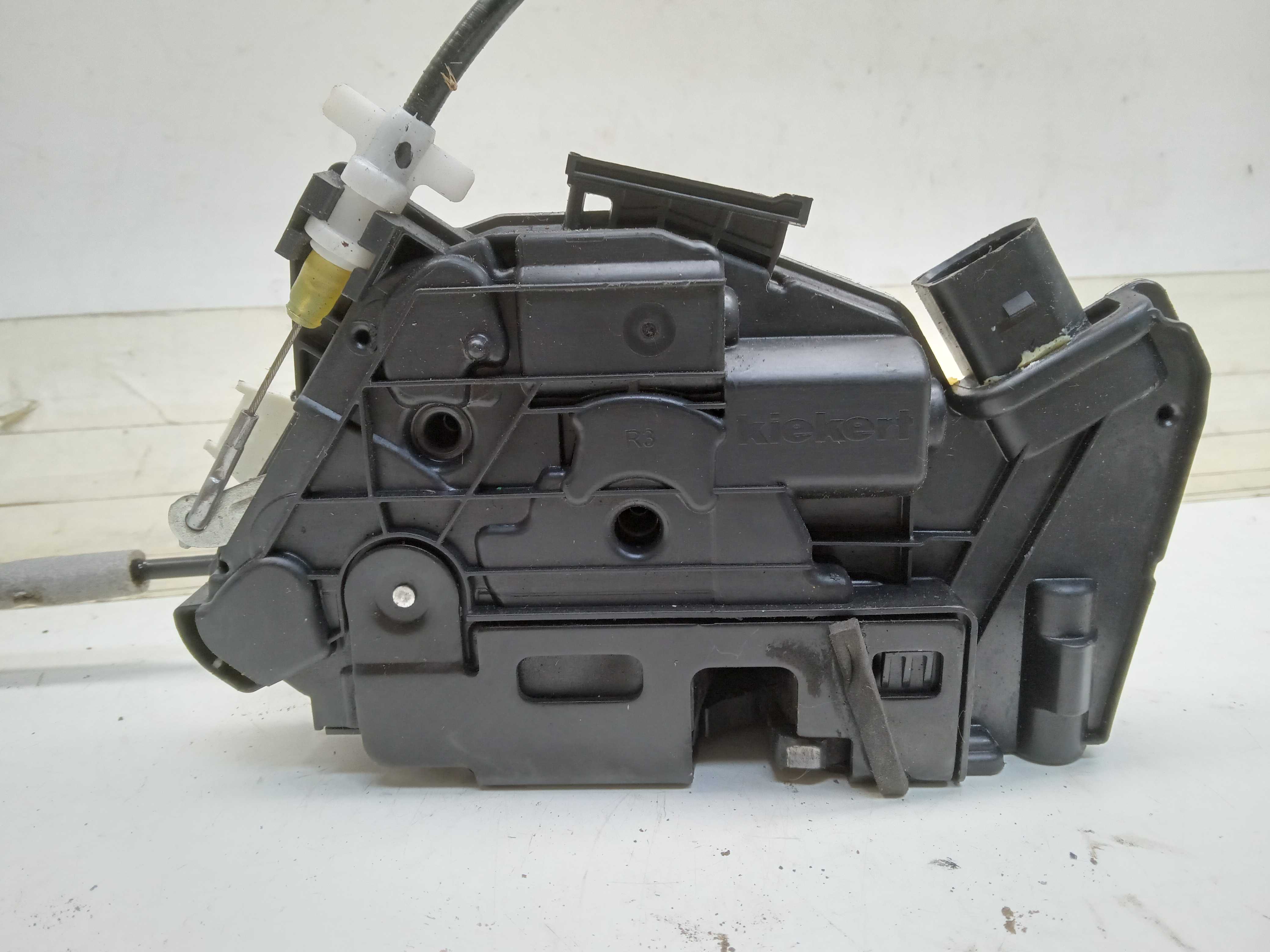 FECHADURA PORTA DIANTEIRA LD VW UP CROSS 2018 1