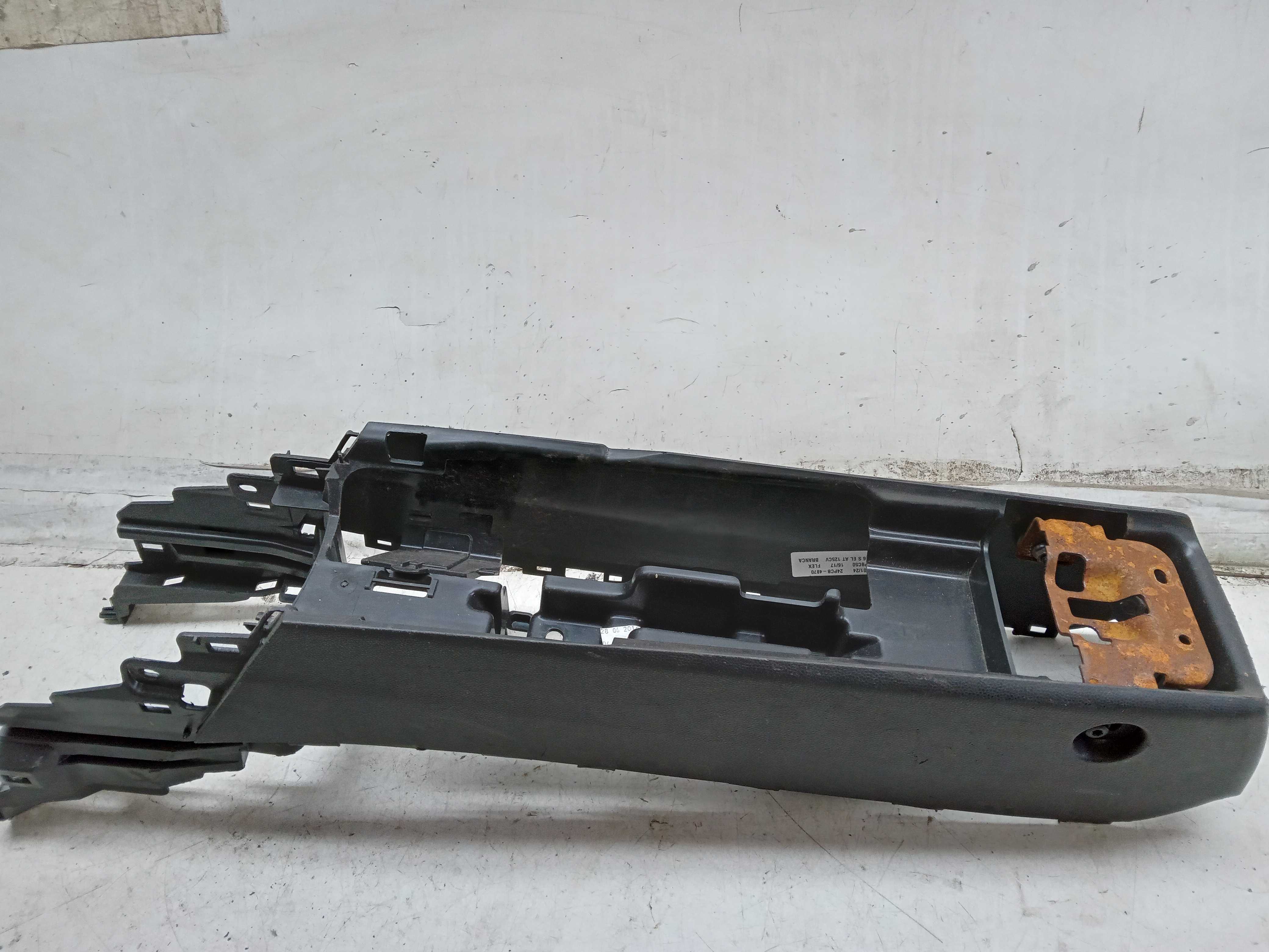 CONSOLE CENTRAL FORD FIESTA 2017 1