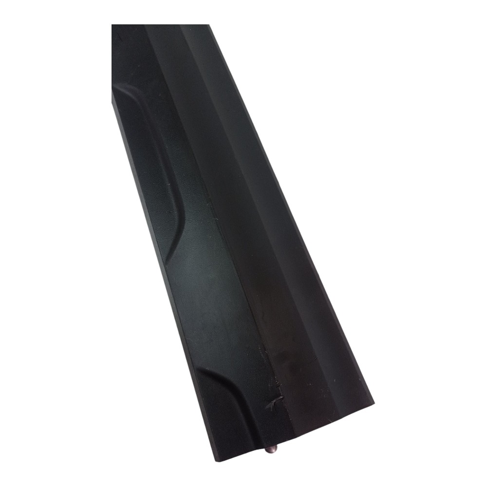 Friso Porta Dianteira Esquerda Vw Taos Tsi 2022  Preto 2