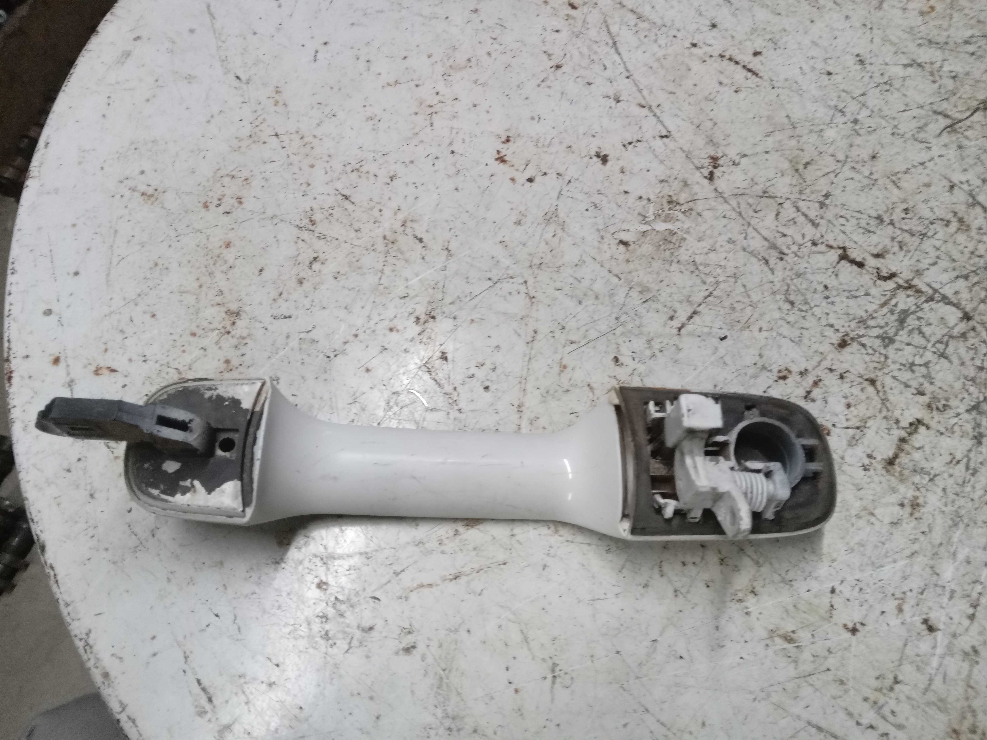 MAÇANETA EXTERNA FORD FIESTA 2
