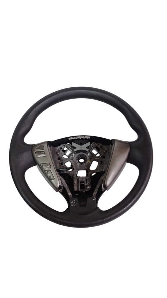 Volante De Direção Nissan March 2015