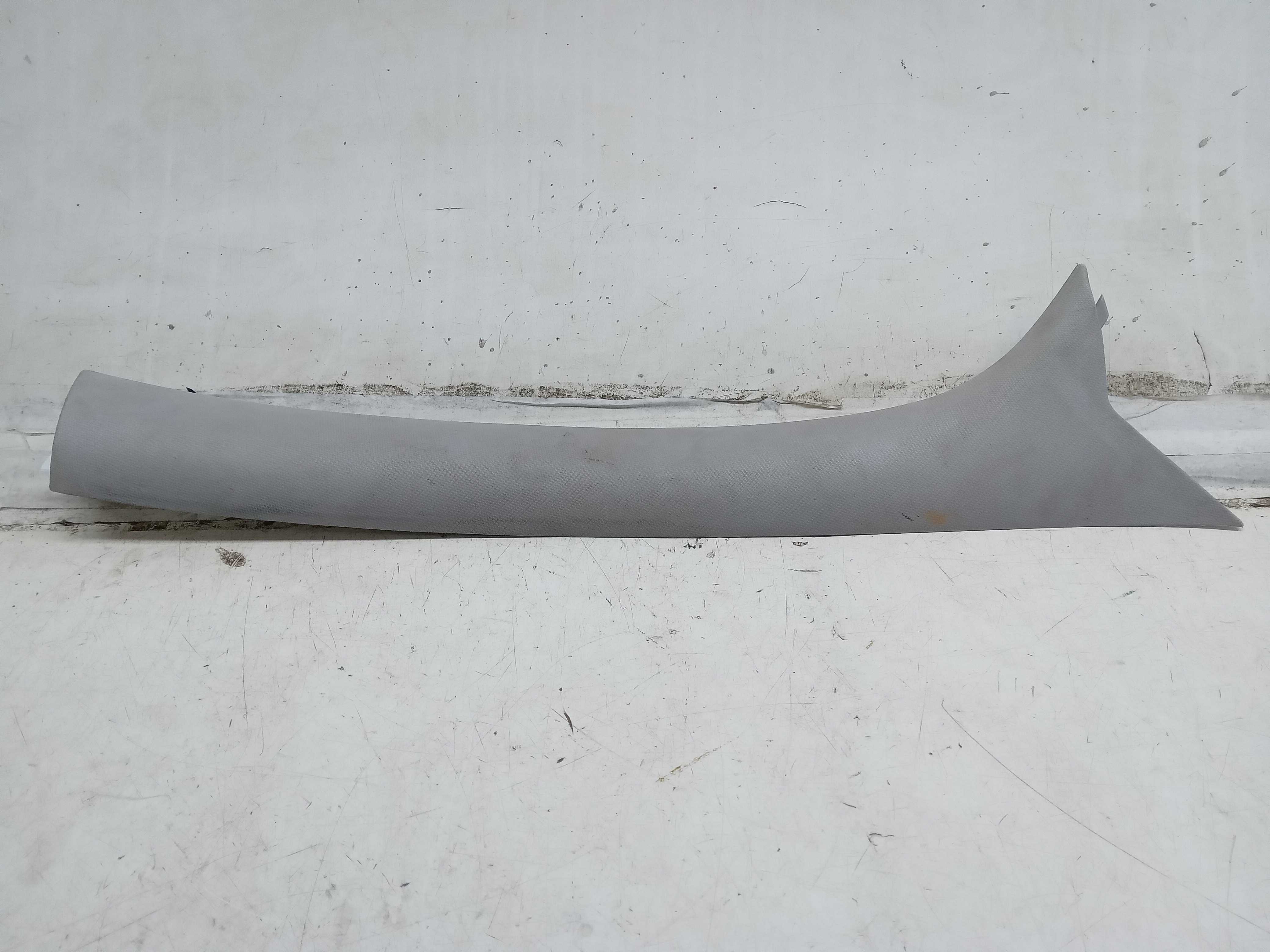 ACABAMENTO MOLDURA COLUNA DIREITA PARABRISA FORD KA 2013 1