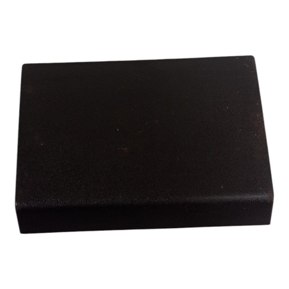 Tapa Furo Painel Volkswagen Constellation  Preto