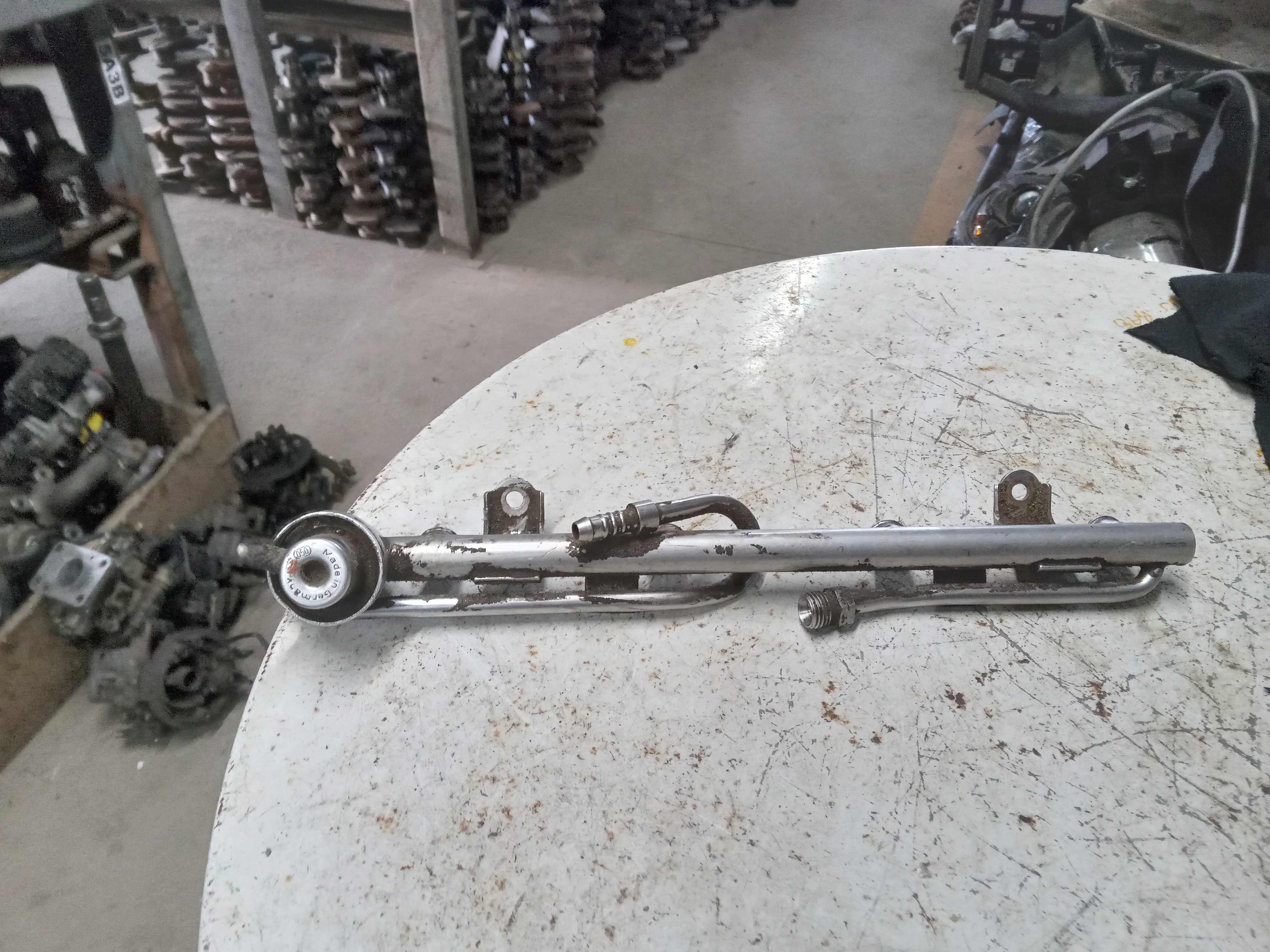 FLAUTA BICO INJEÇÃO VW PASSAT OU AUDI A4 18 2