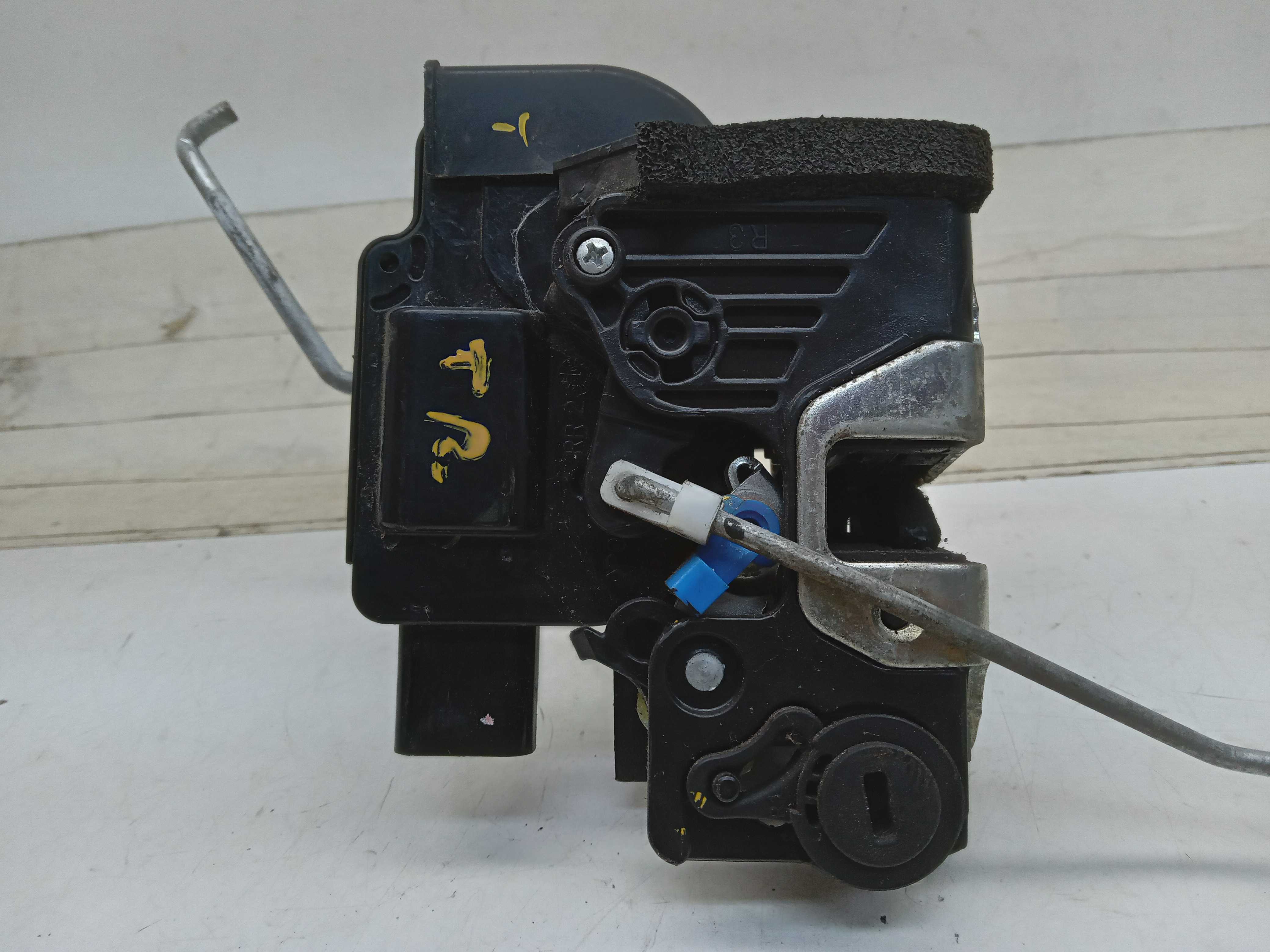 FECHADURA PORTA TRASEIRA LD HYUNDAI HB20 2014 3